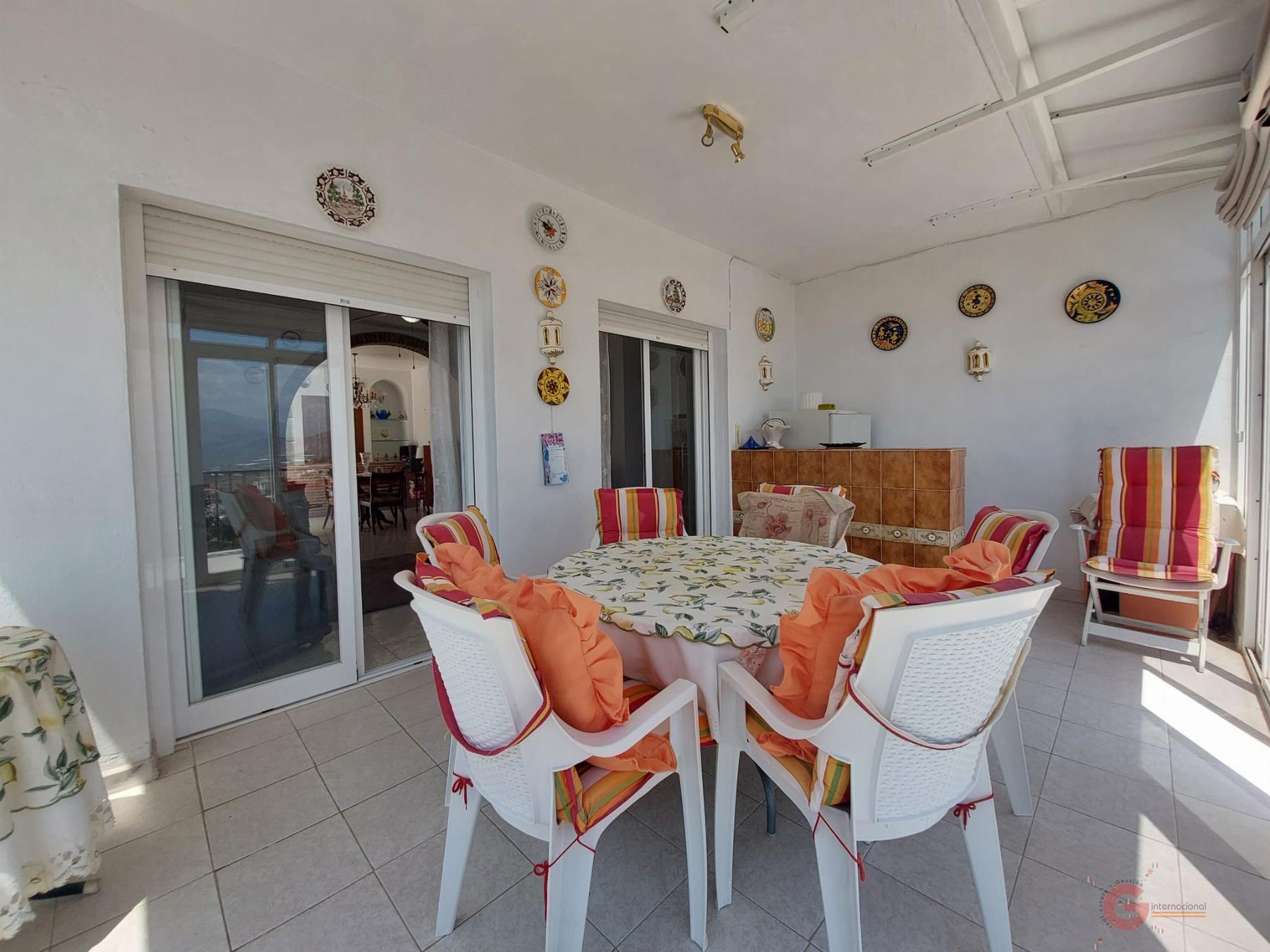 For sale of chalet in Salobreña