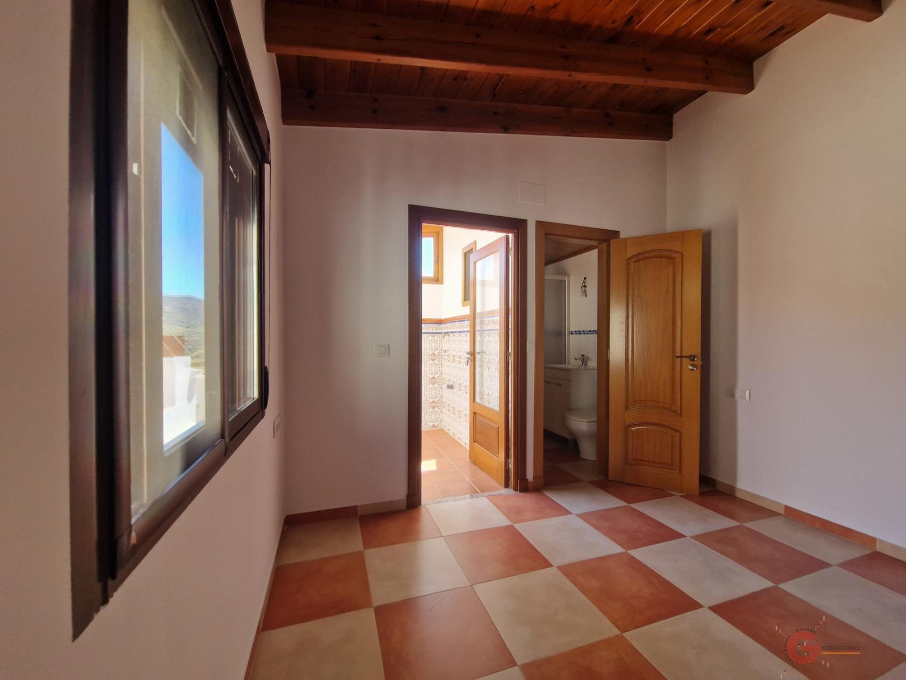 For sale of house in Molvízar