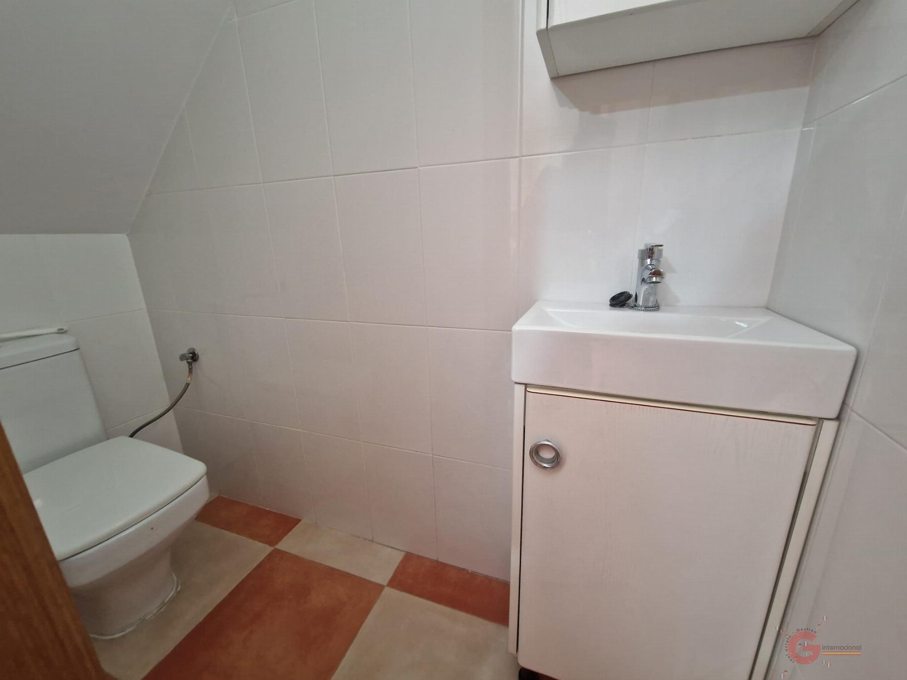 For sale of house in Molvízar