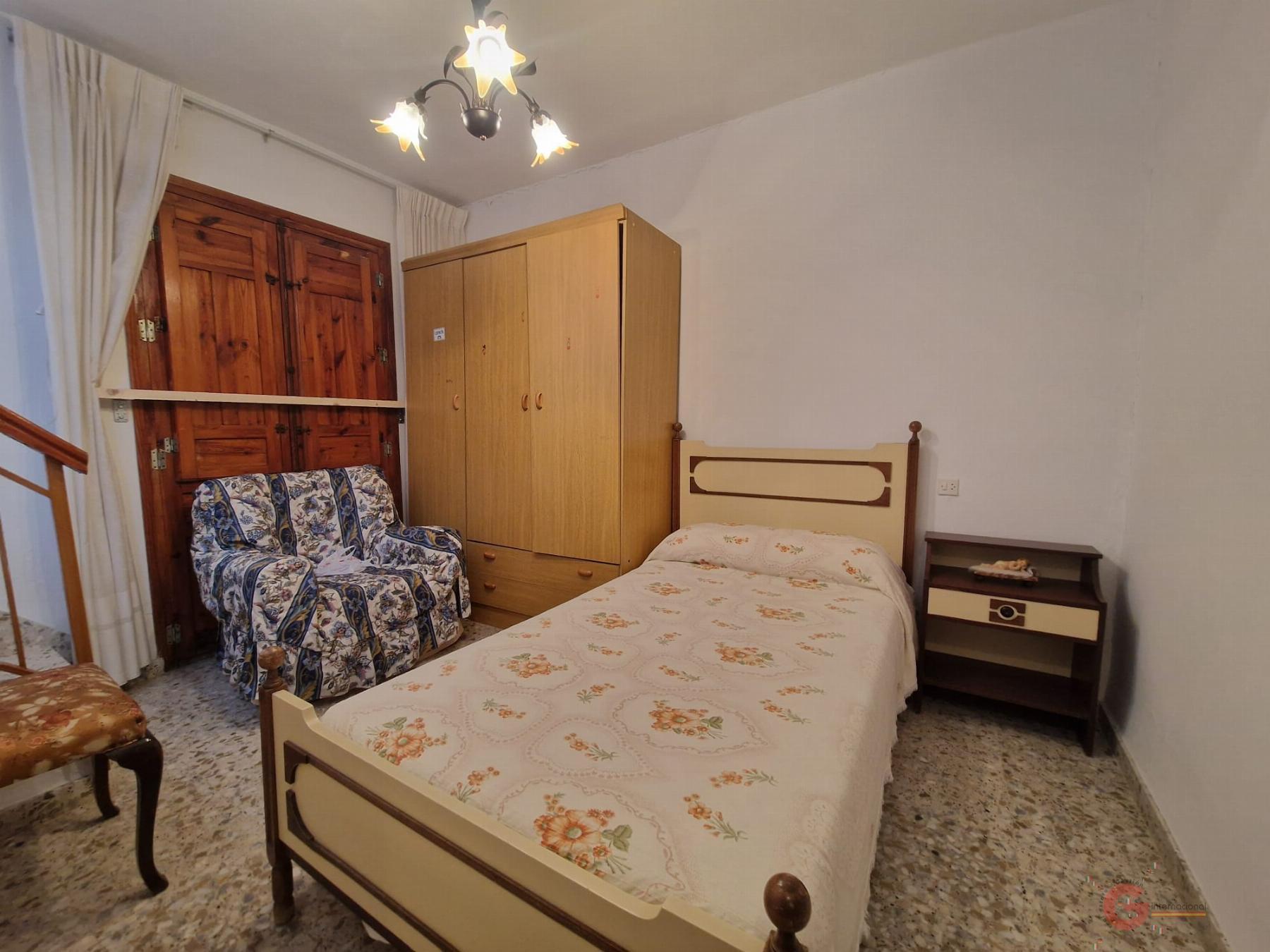 For sale of house in Molvízar
