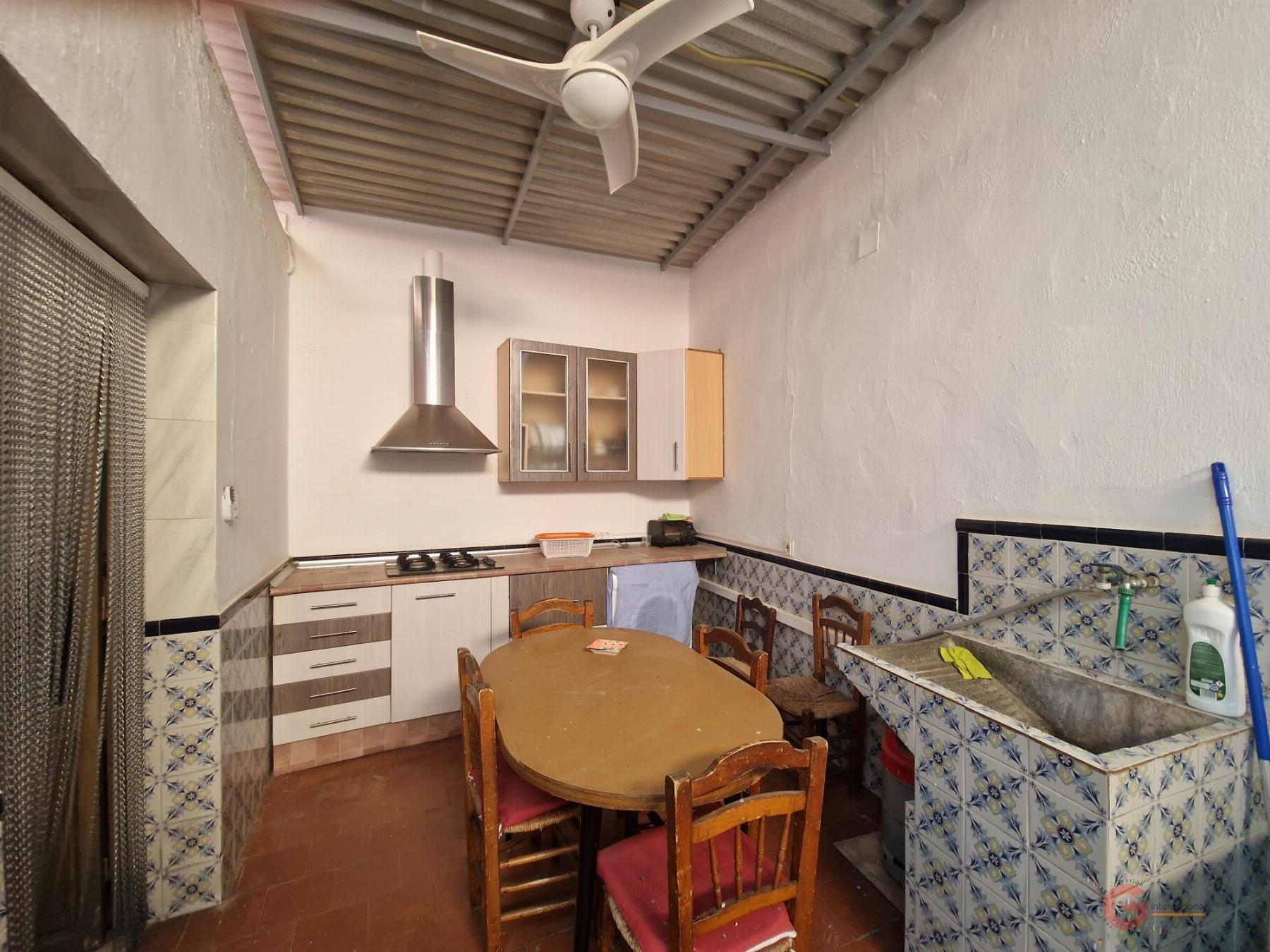 For sale of house in Molvízar