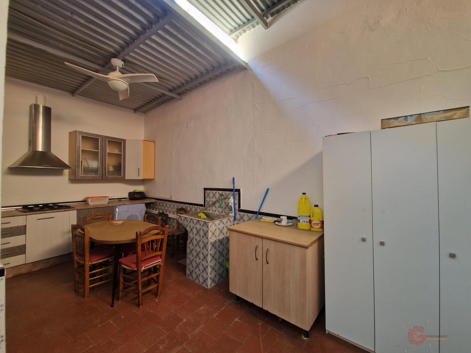 For sale of house in Molvízar