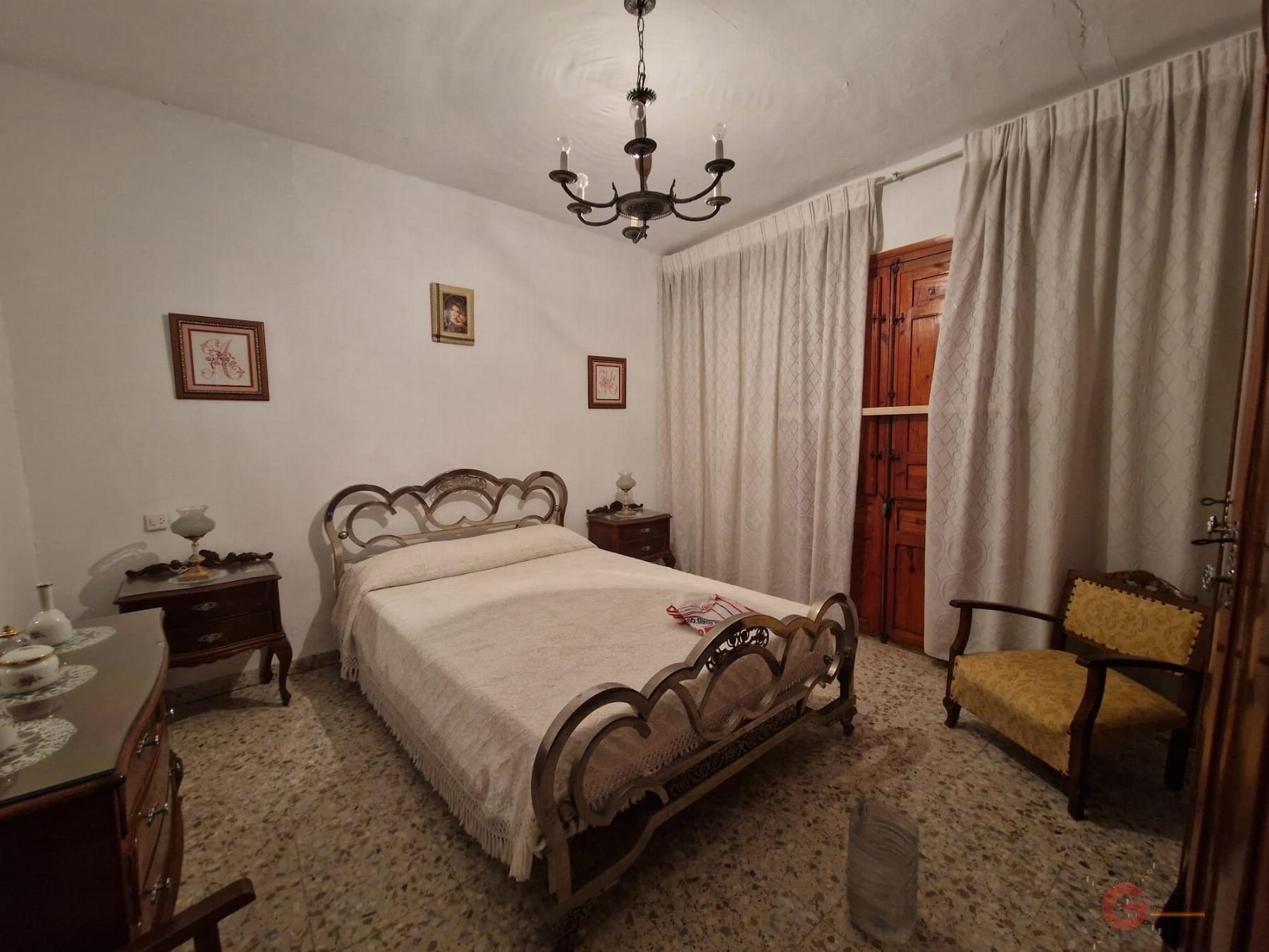 For sale of house in Molvízar