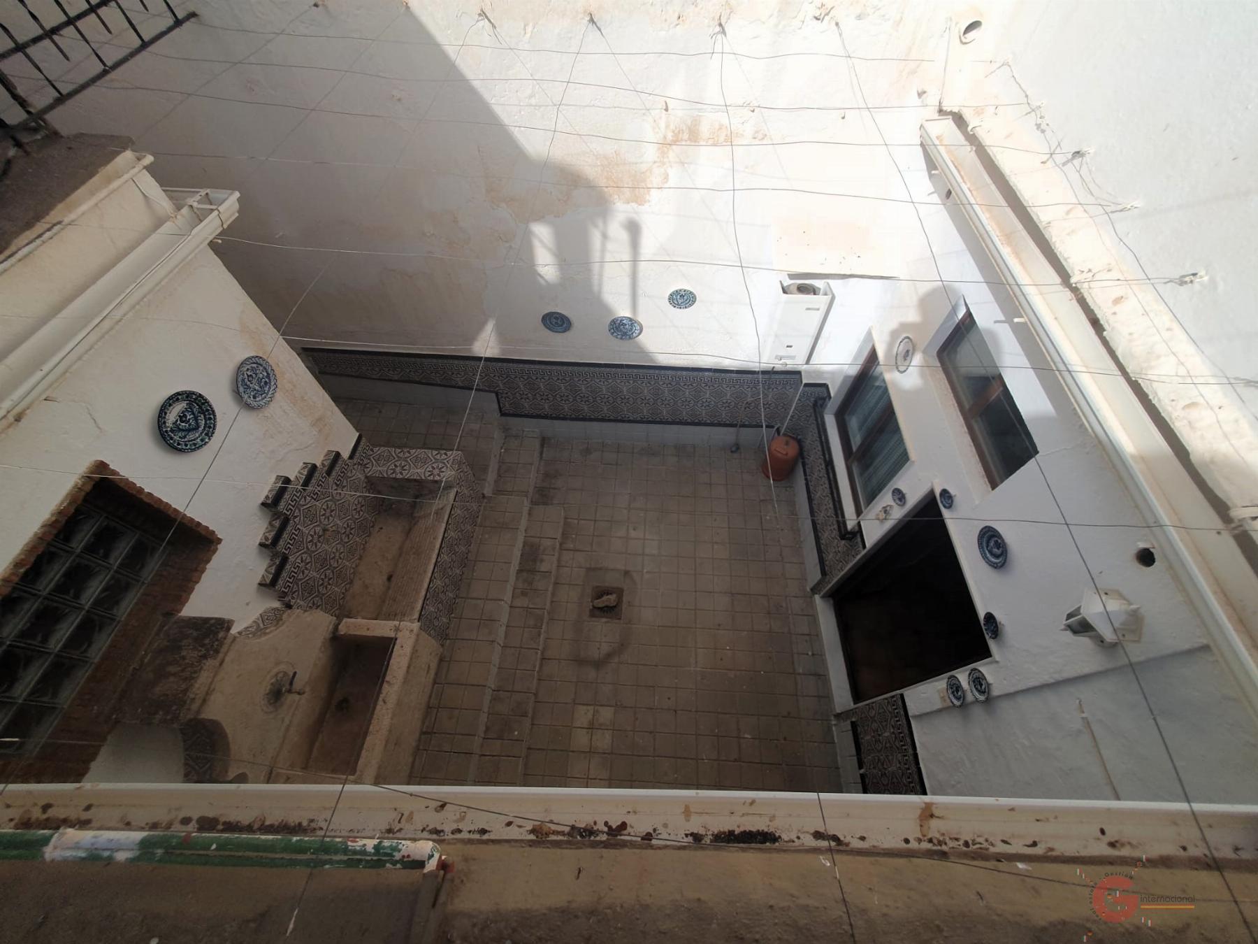 Venta de casa en Vélez de Benaudalla