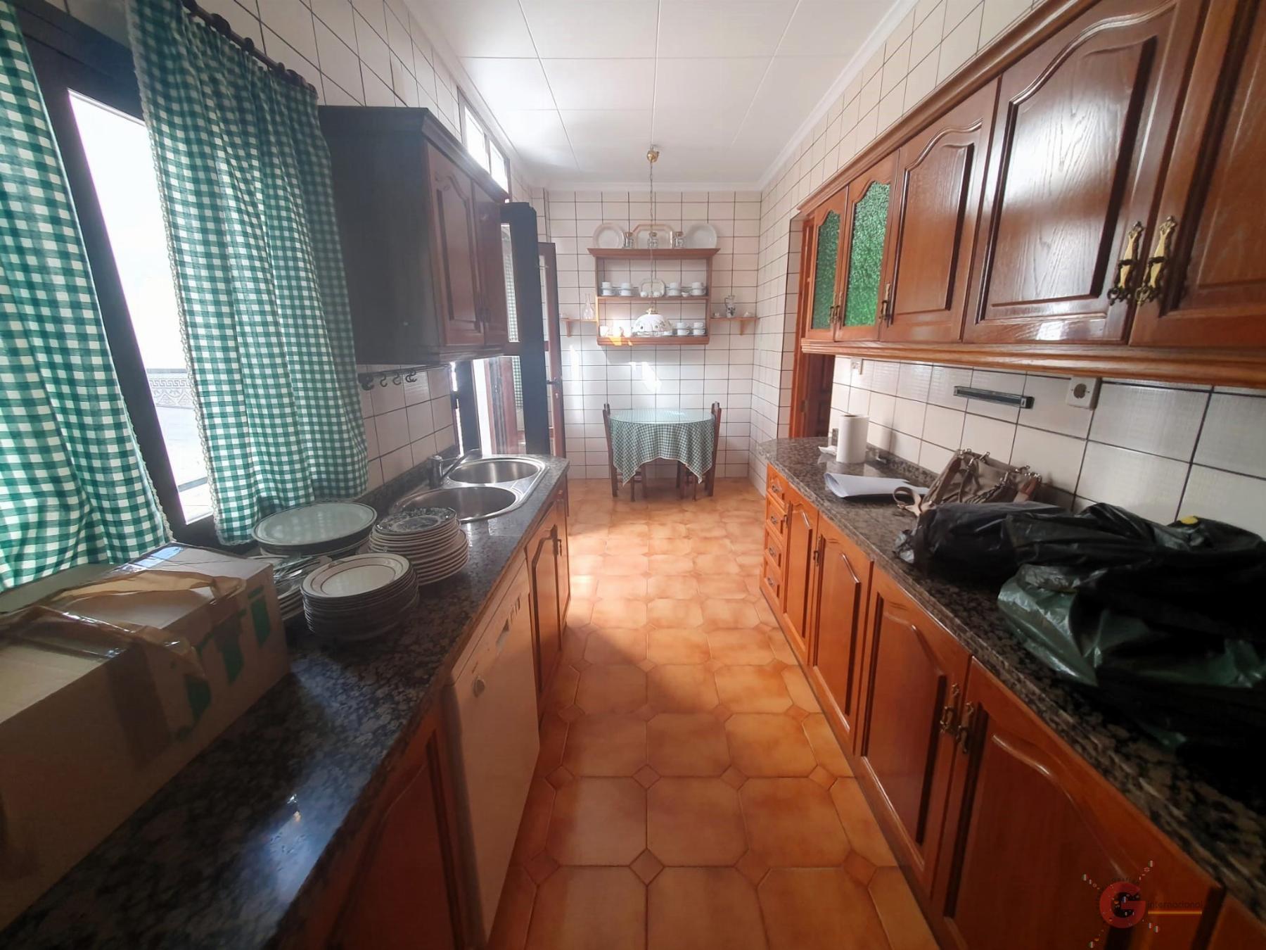 Venta de casa en Vélez de Benaudalla