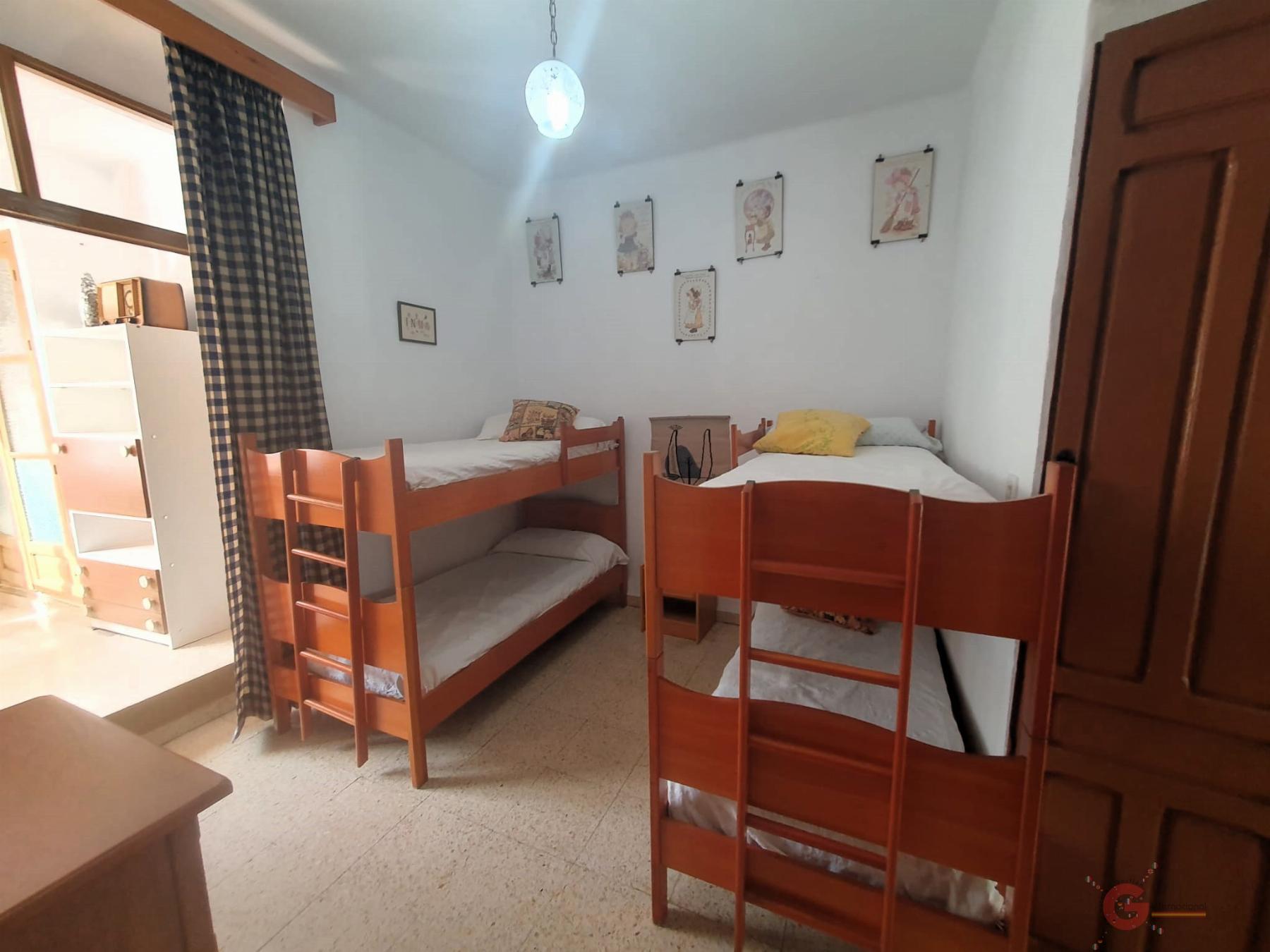 Venta de casa en Vélez de Benaudalla