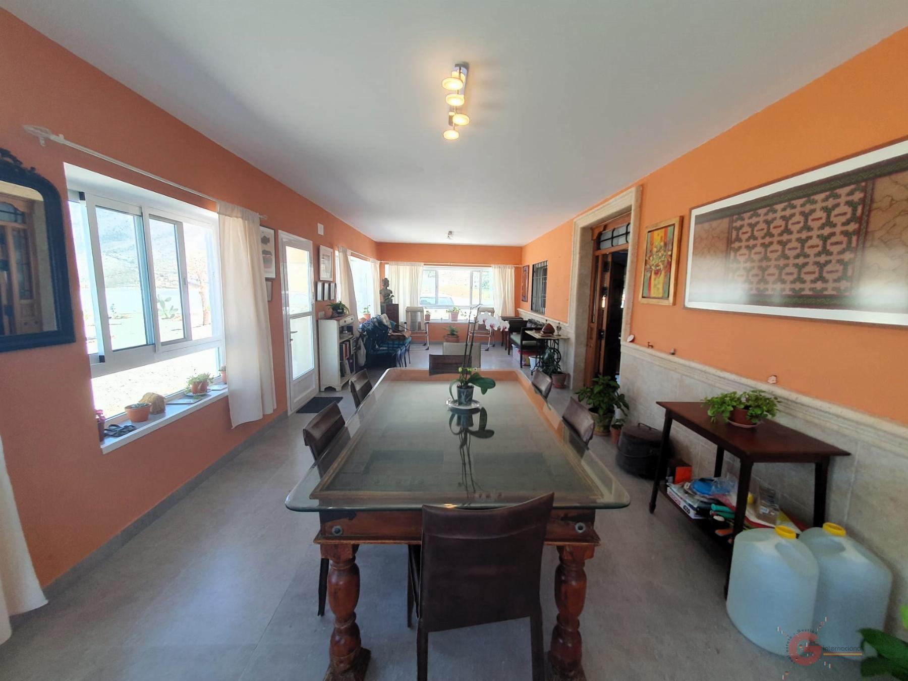 Venta de finca rústica en Vélez de Benaudalla