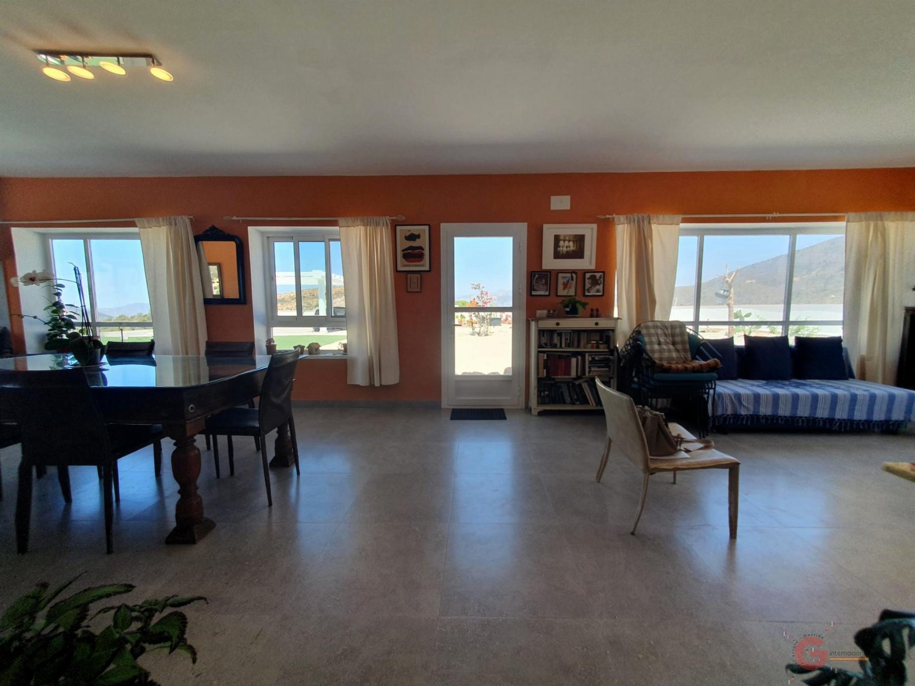 Venta de finca rústica en Vélez de Benaudalla