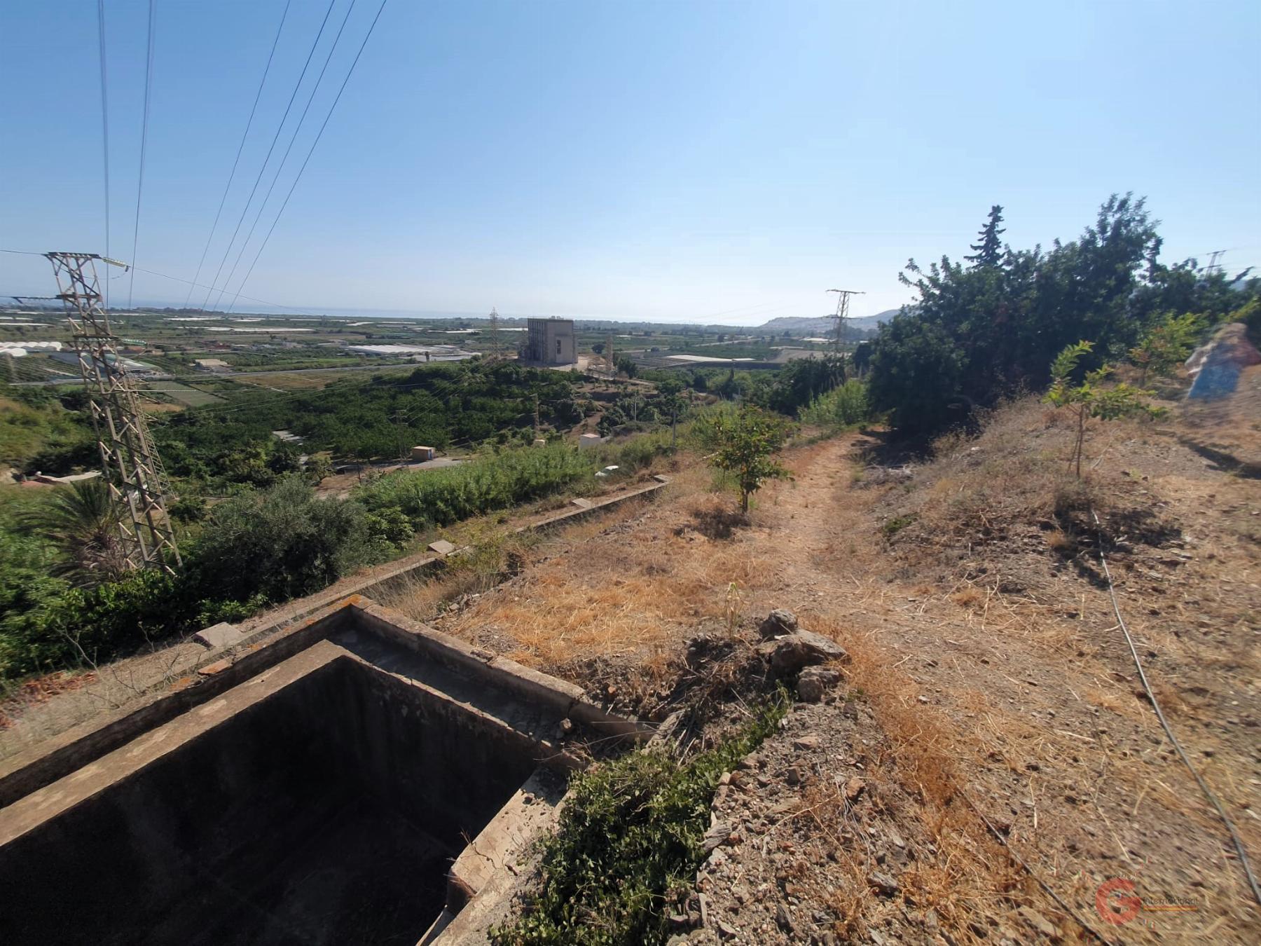 For sale of land in Motril
