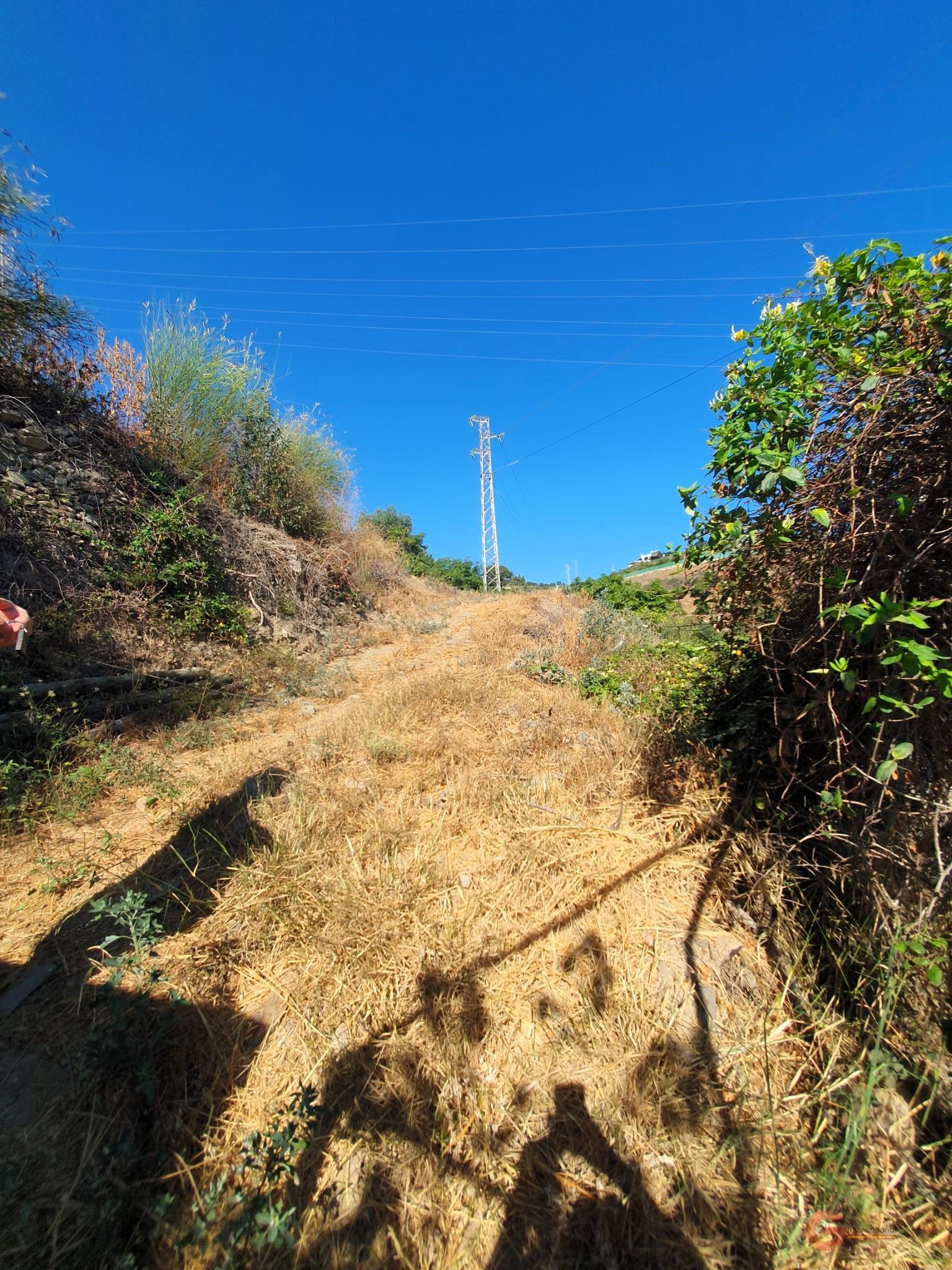 For sale of land in Motril