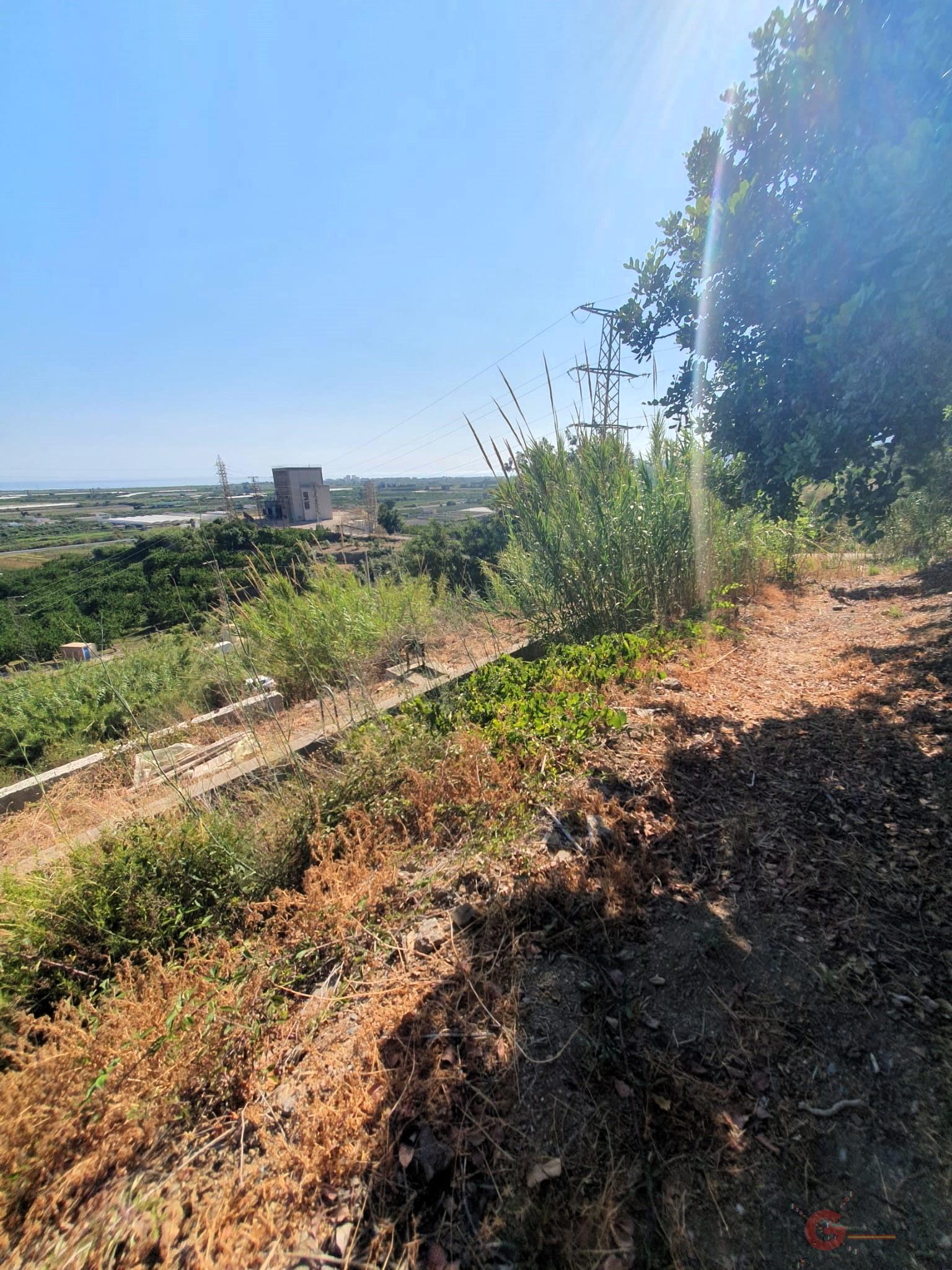 For sale of land in Motril