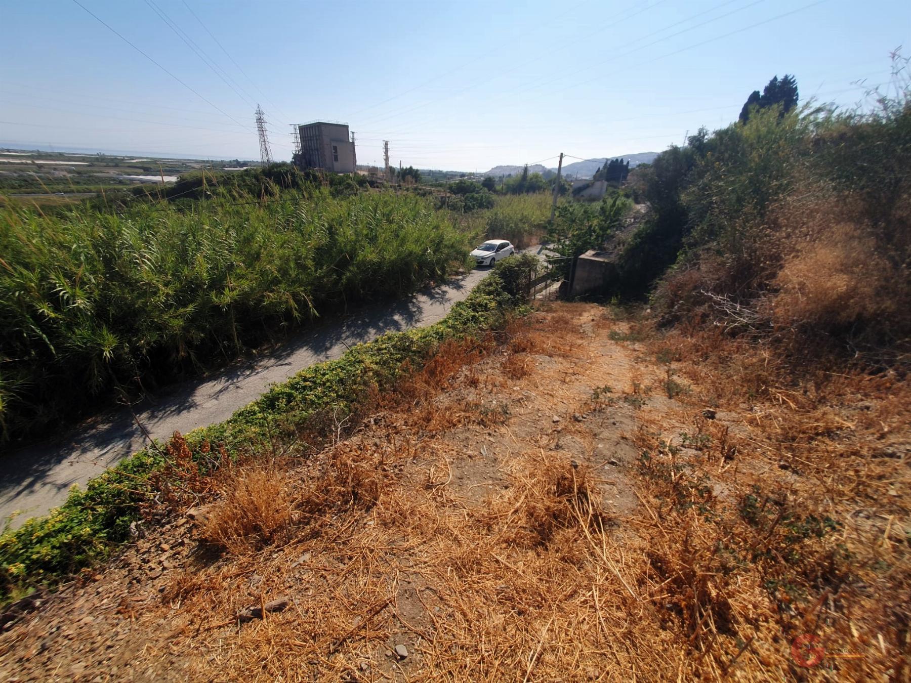 For sale of land in Motril