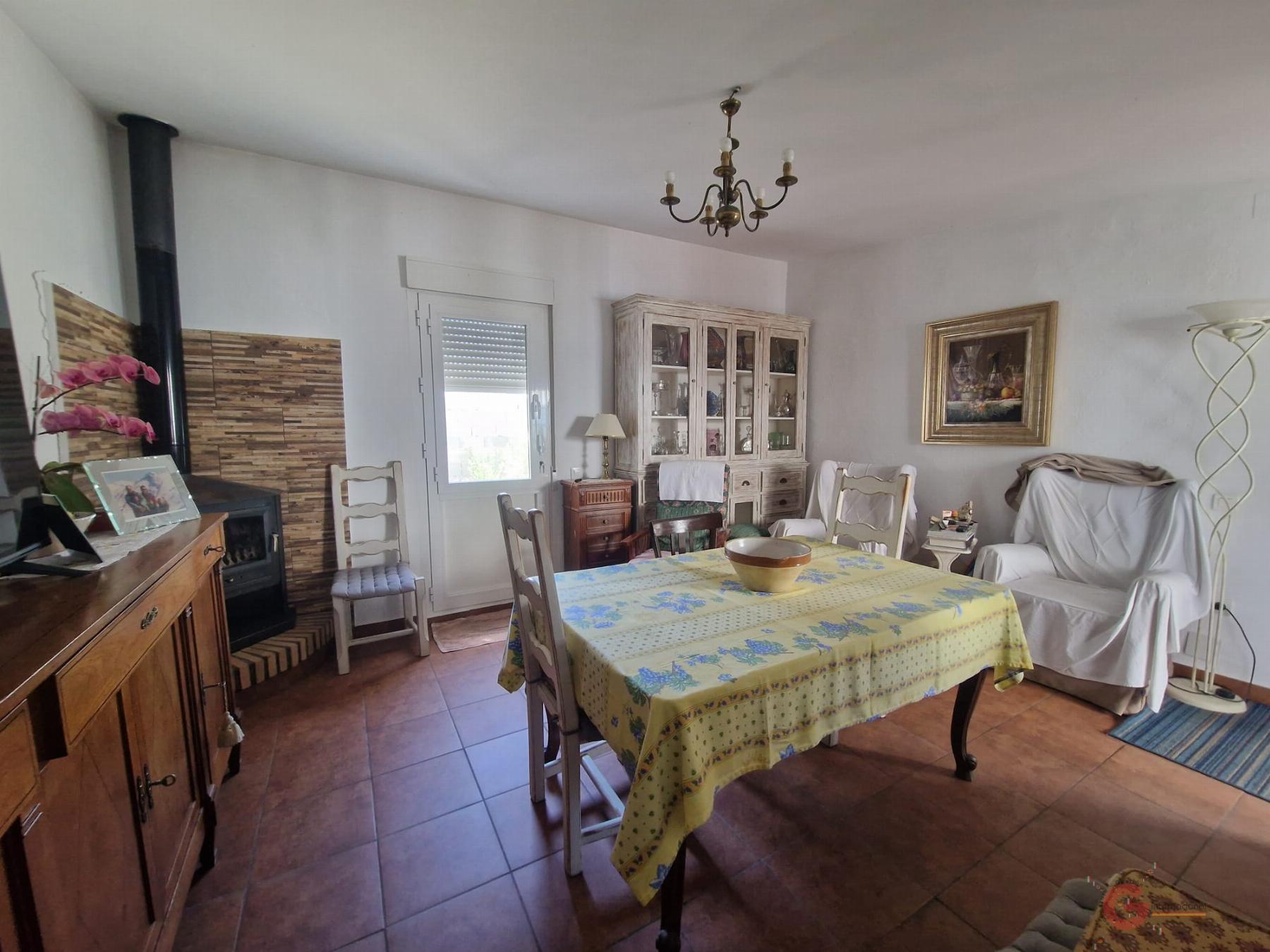 Venta de nave industrial en Lobres