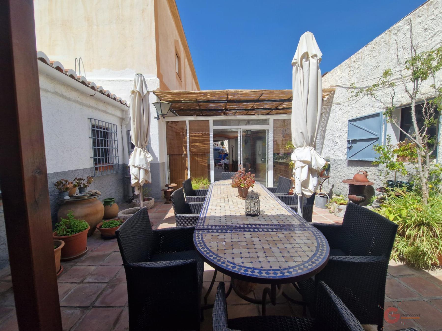 Venta de nave industrial en Lobres