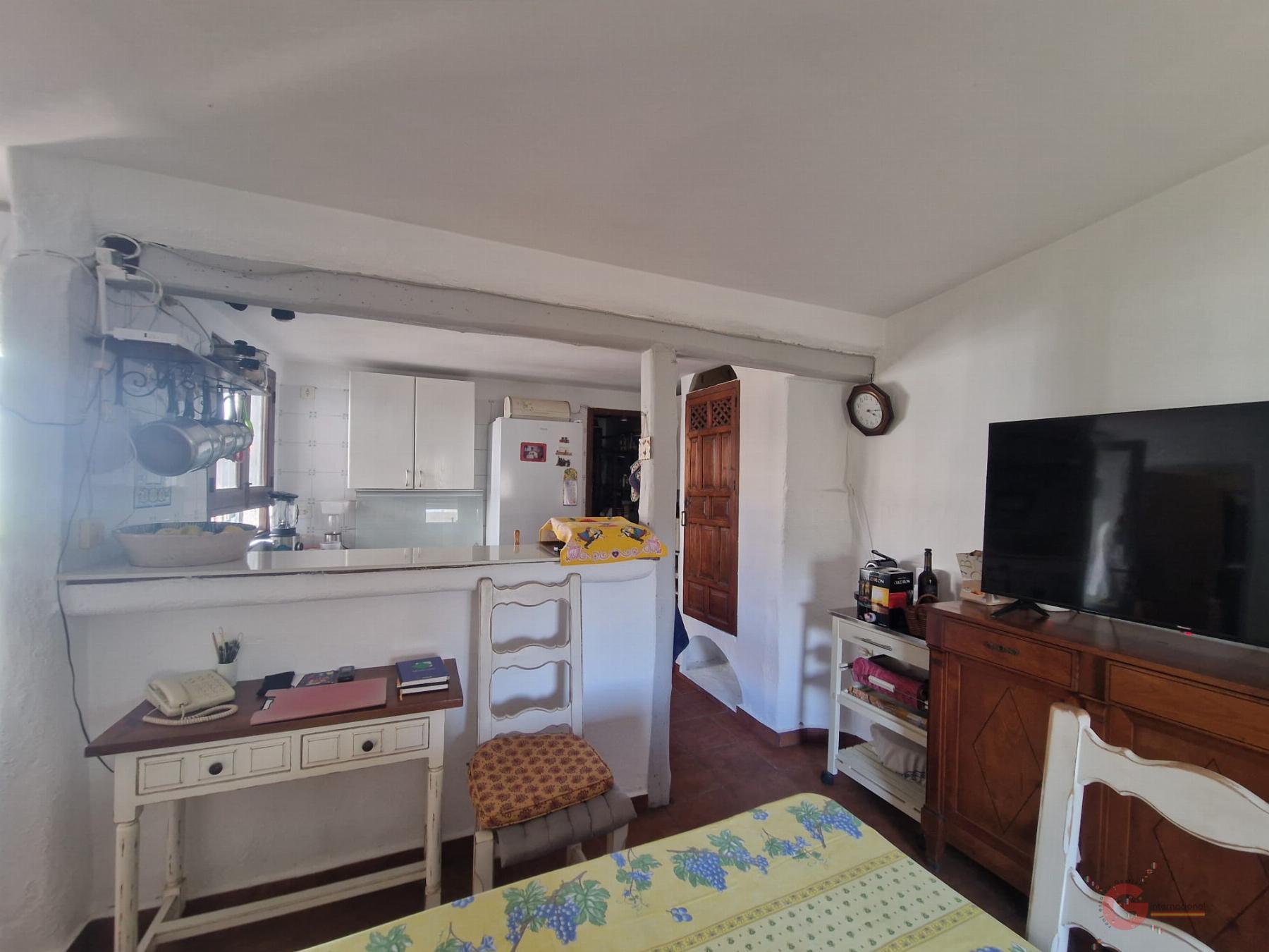 Venta de nave industrial en Lobres
