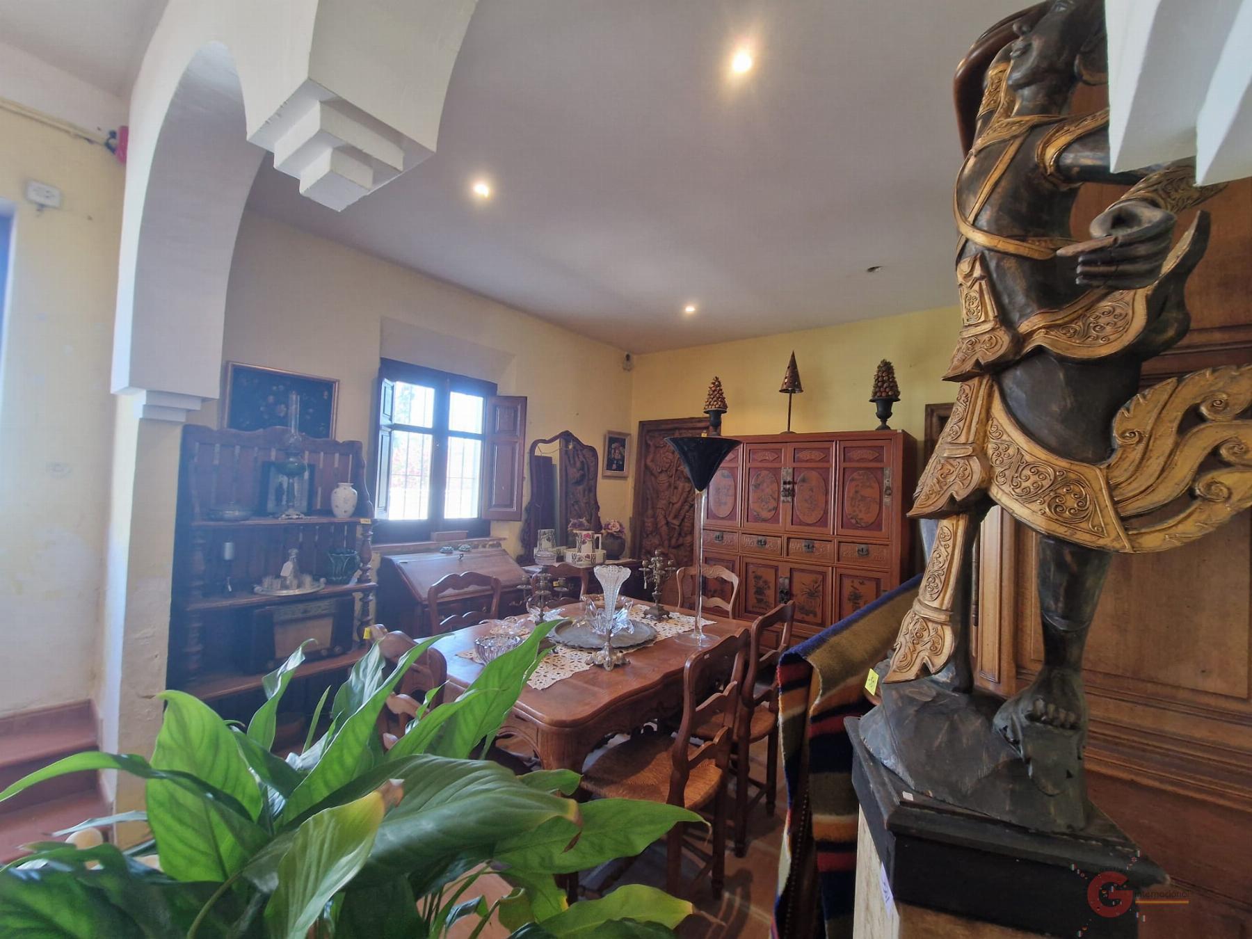Venta de nave industrial en Lobres