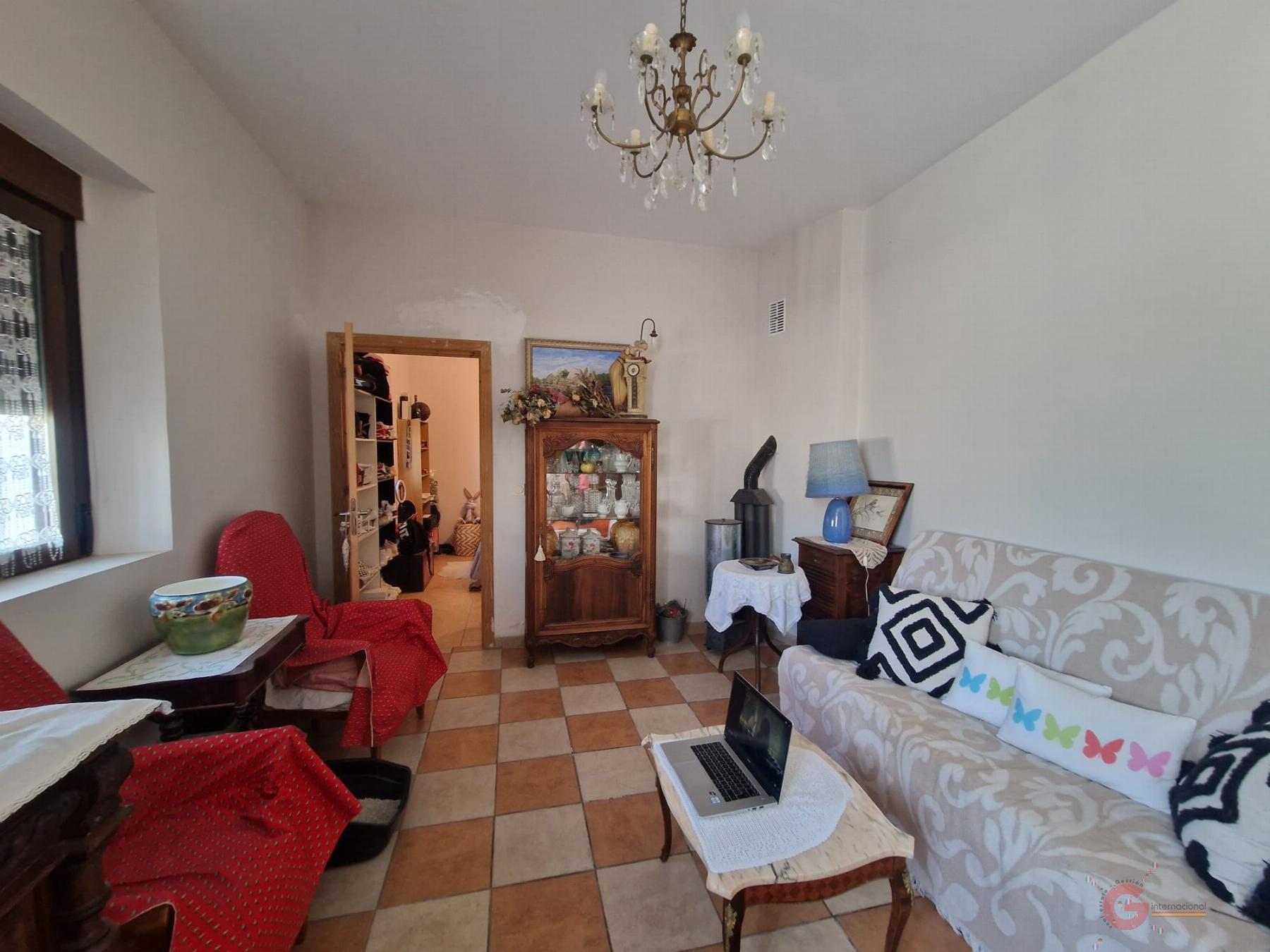 Venta de nave industrial en Lobres