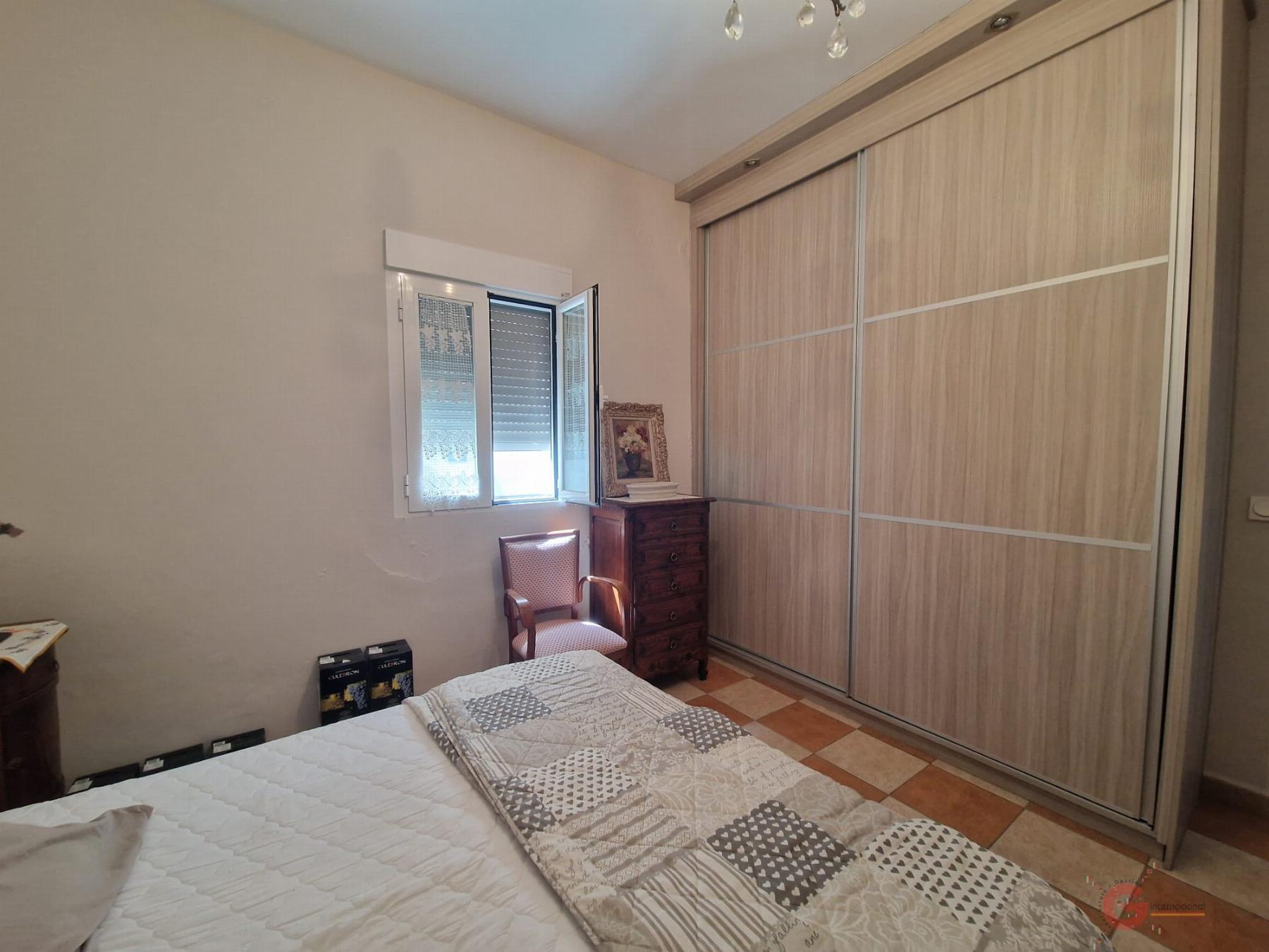 Venta de nave industrial en Lobres