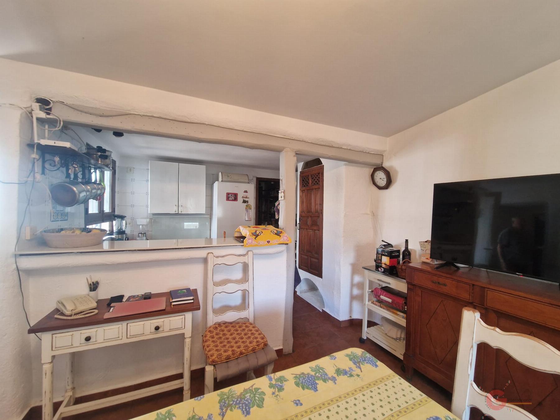 Venta de nave industrial en Lobres