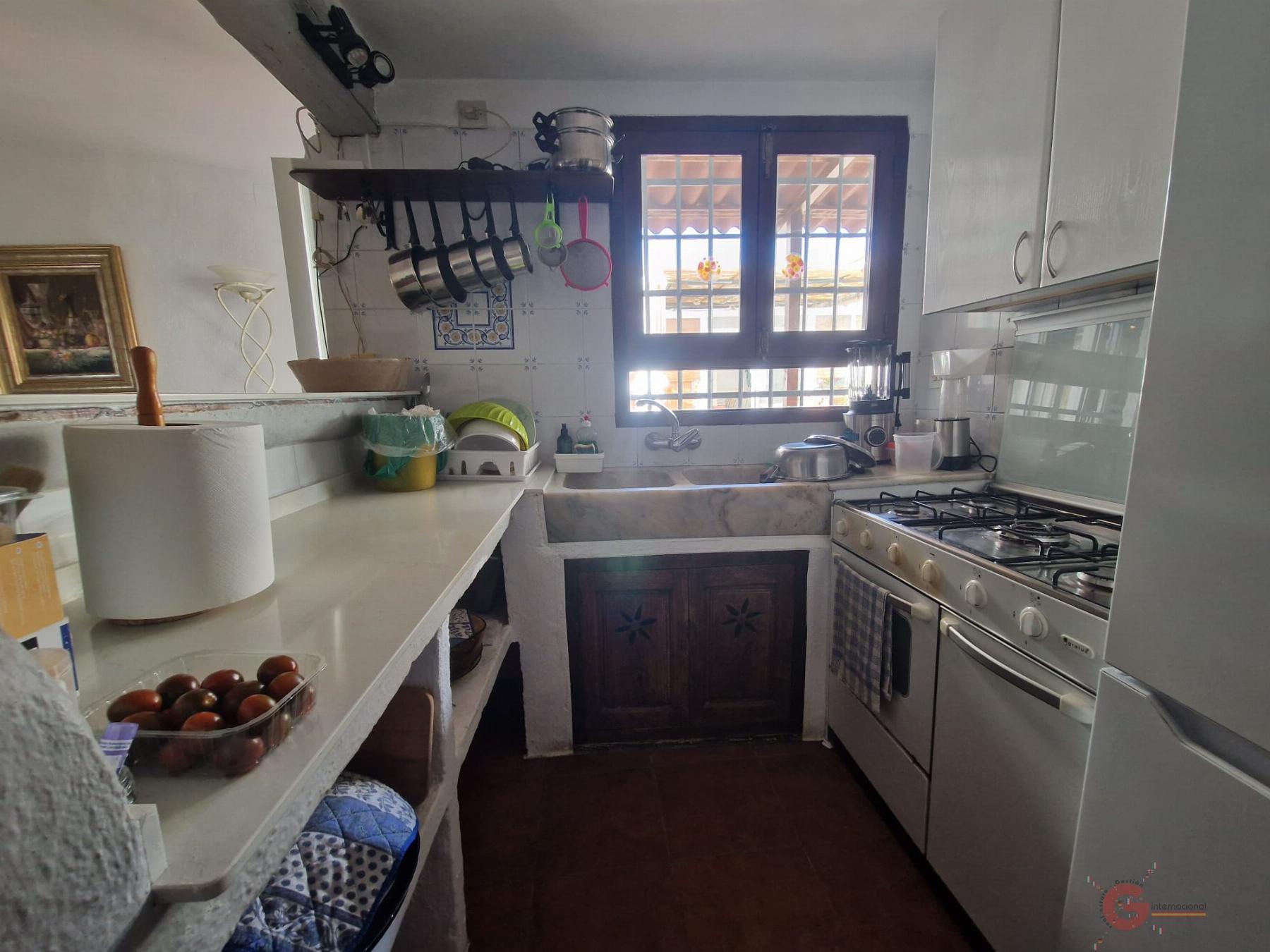 Venta de nave industrial en Lobres