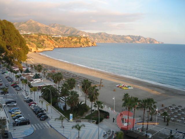 For sale of chalet in Nerja