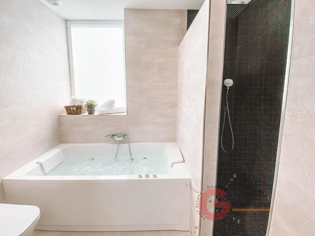 For sale of chalet in Nerja