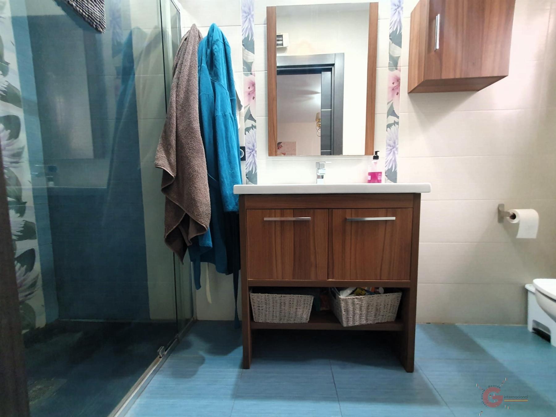 Venta de chalet en Vélez de Benaudalla