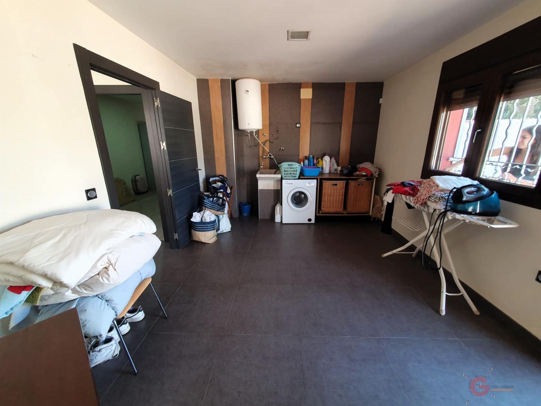 Venta de chalet en Vélez de Benaudalla
