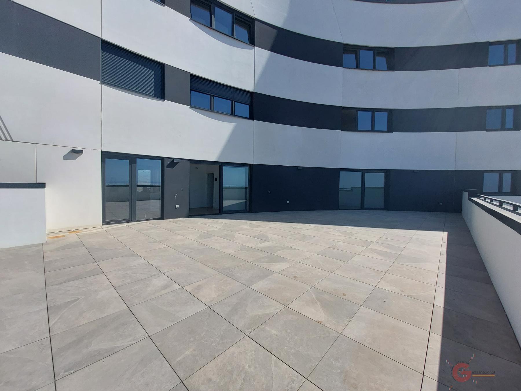 For sale of penthouse in Málaga