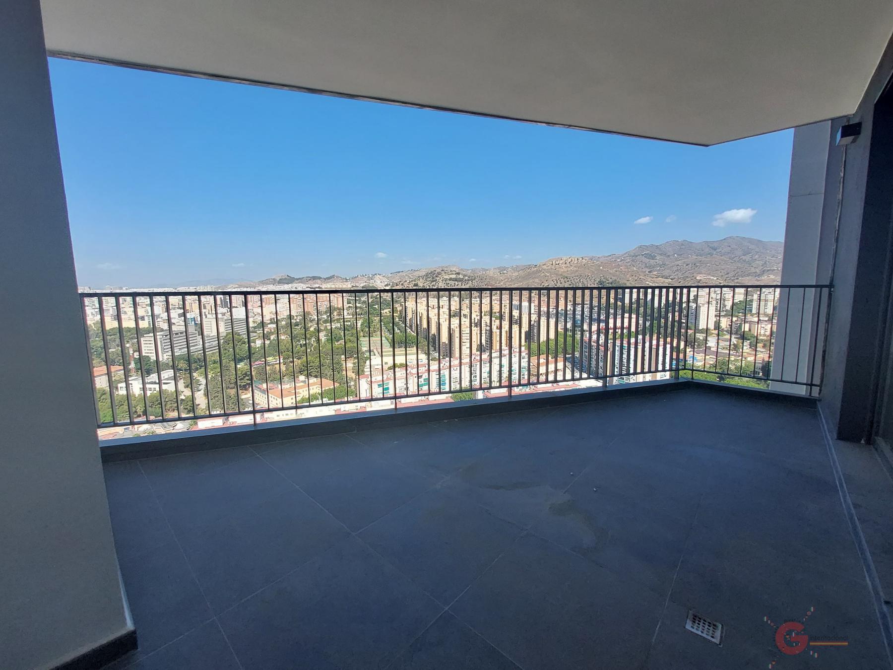 For sale of penthouse in Málaga