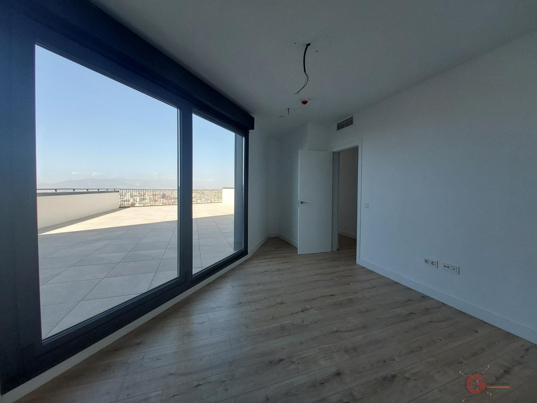 For sale of penthouse in Málaga