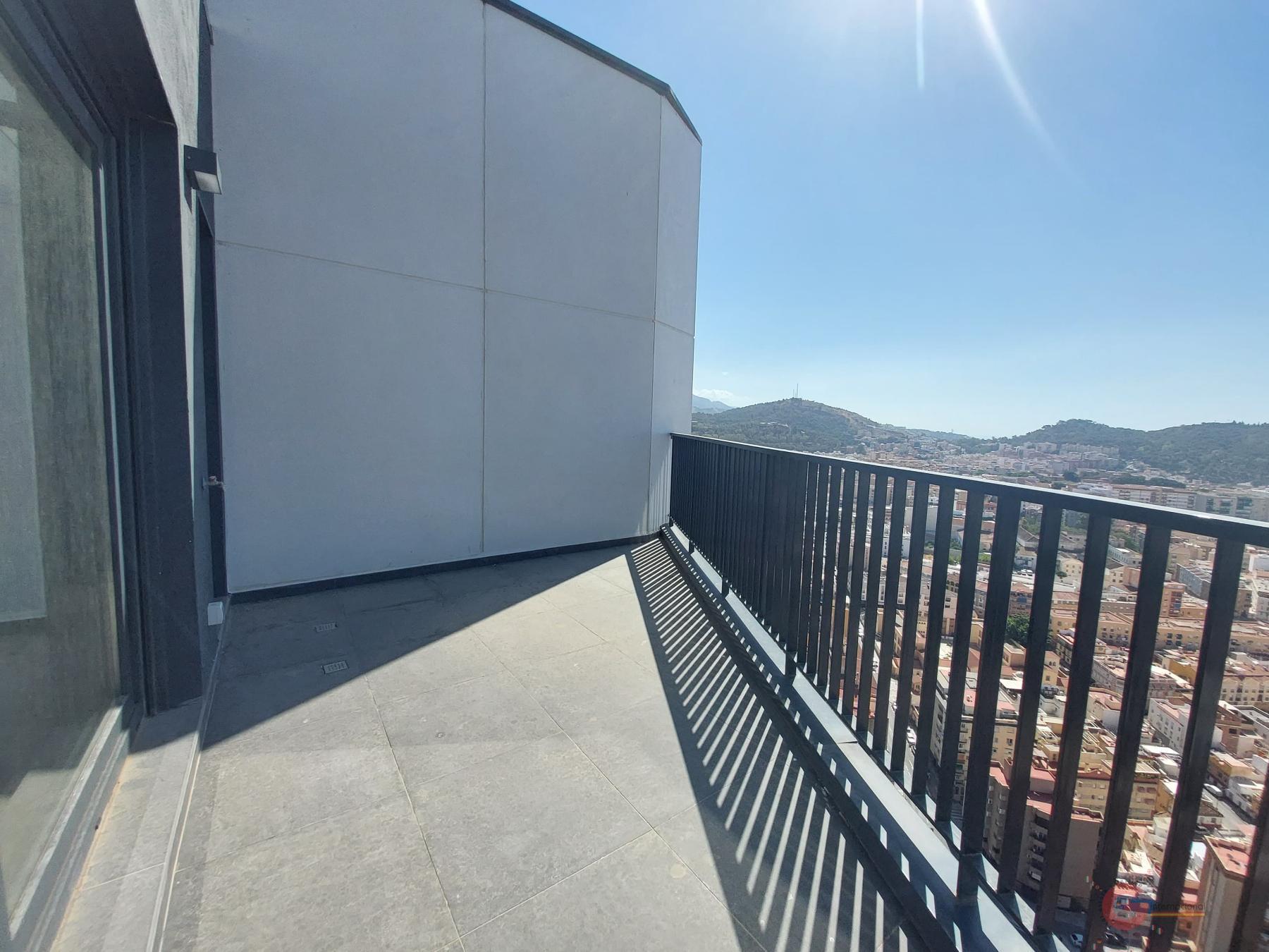 For sale of penthouse in Málaga