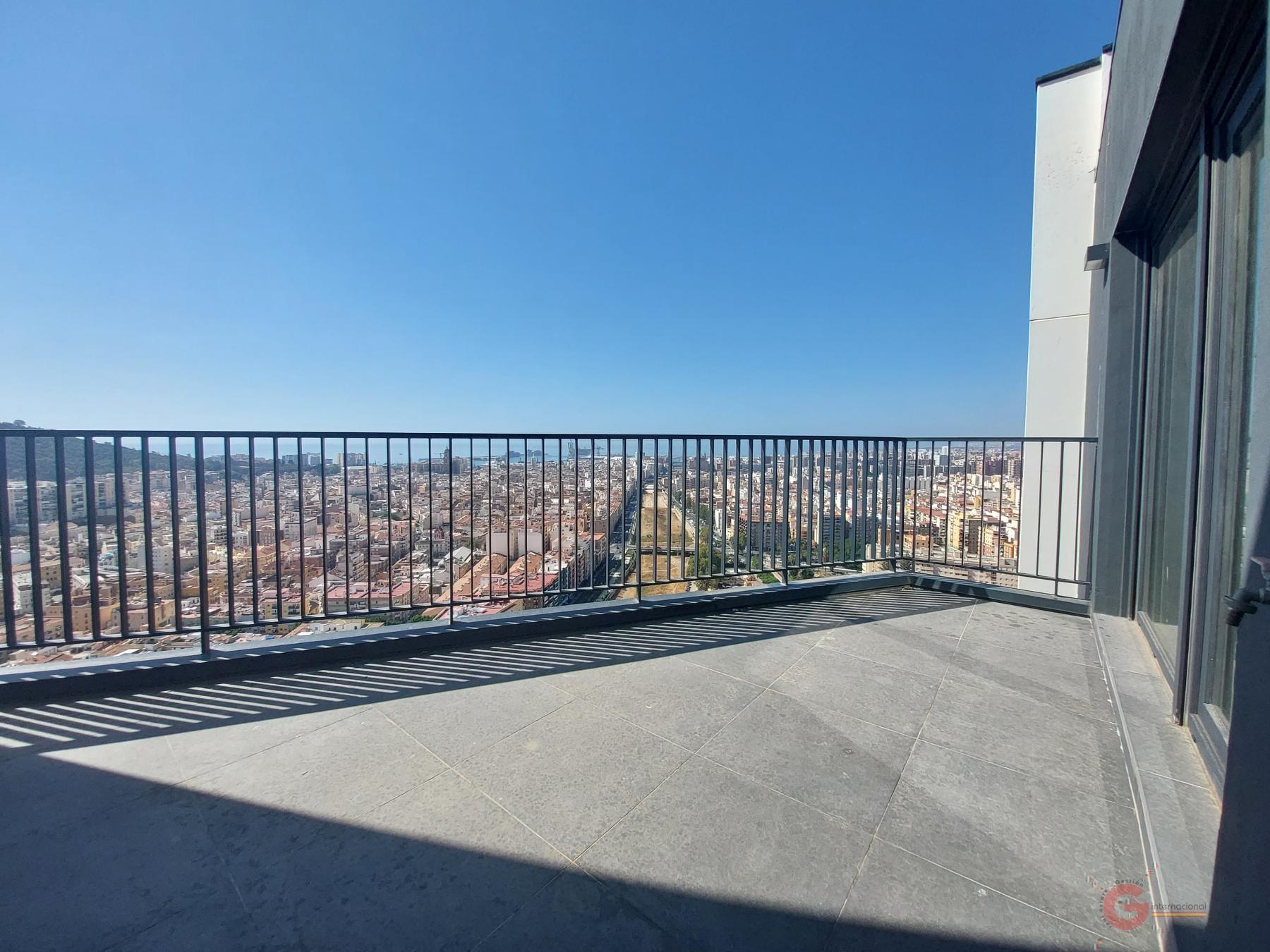 For sale of penthouse in Málaga