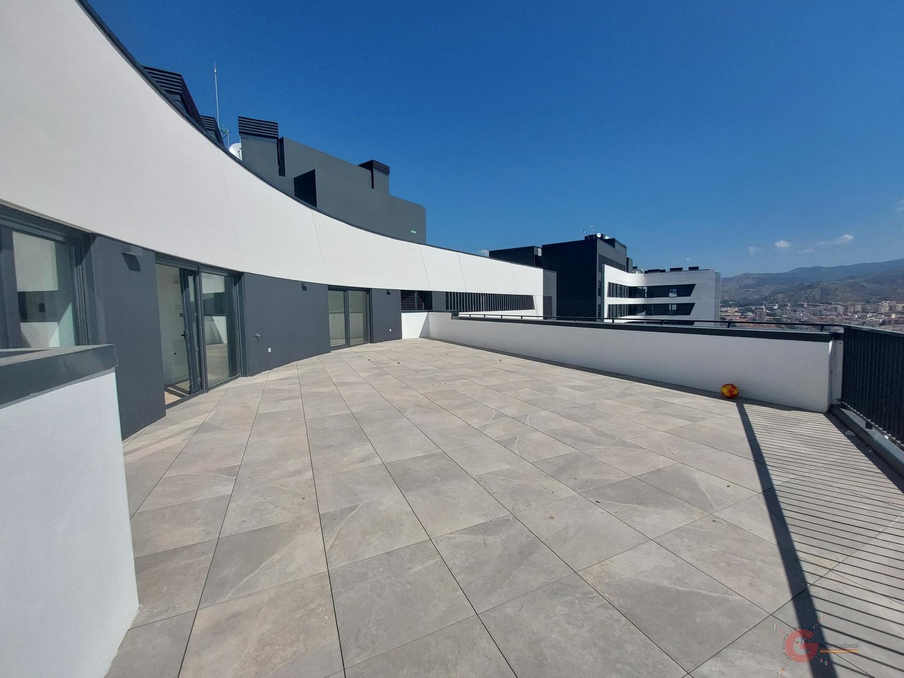 For sale of penthouse in Málaga