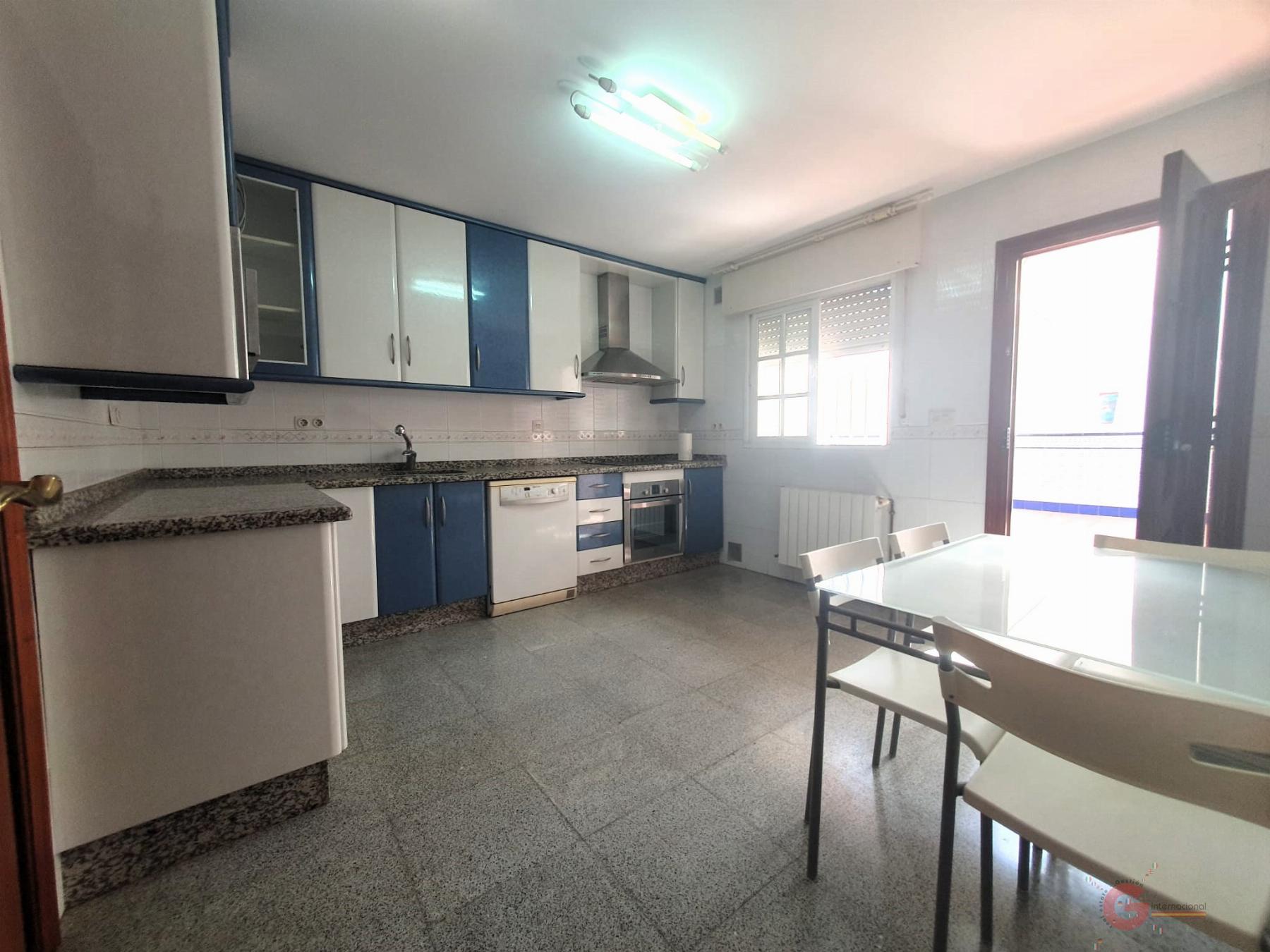 For sale of house in Motril