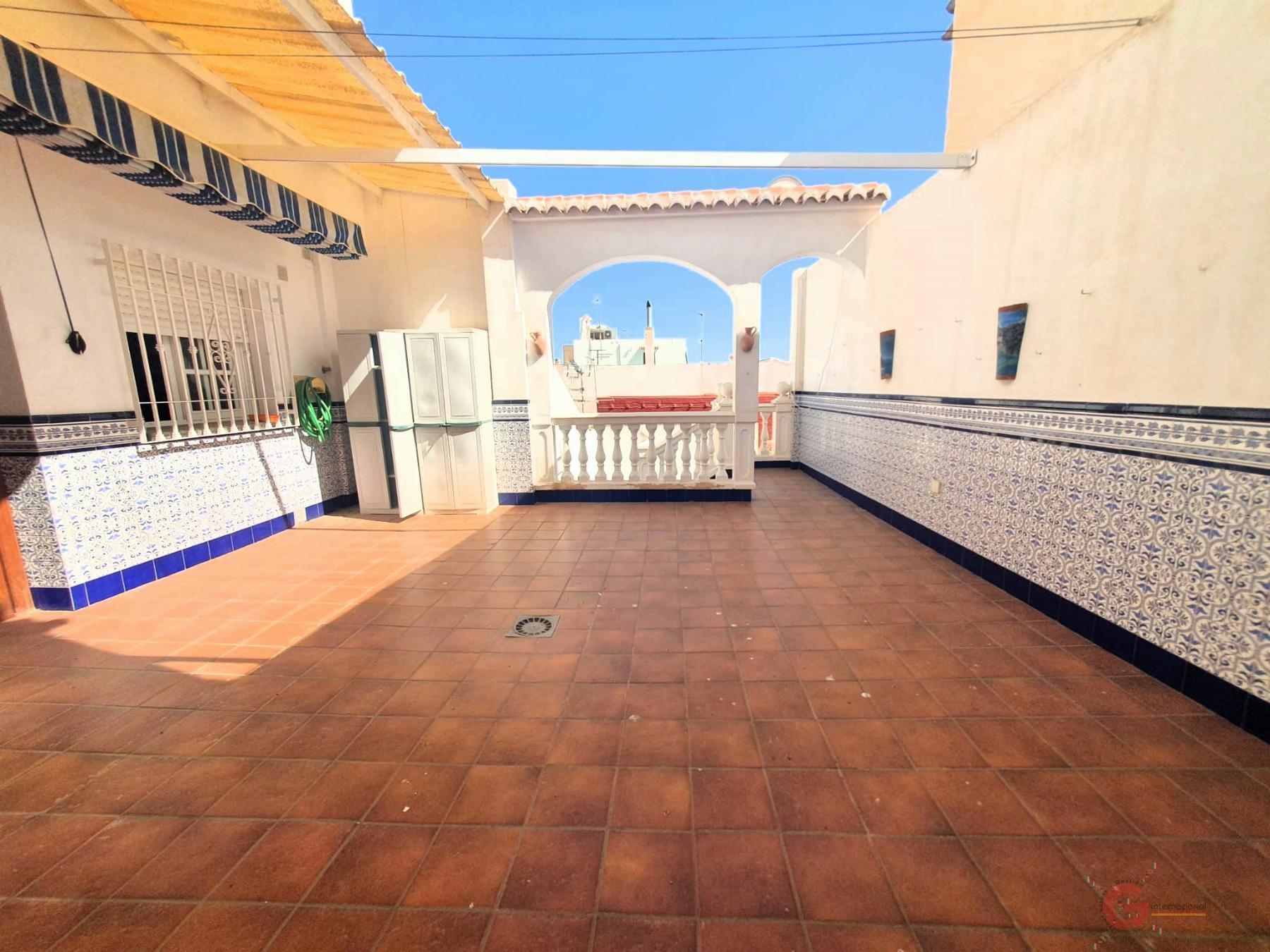 For sale of house in Motril