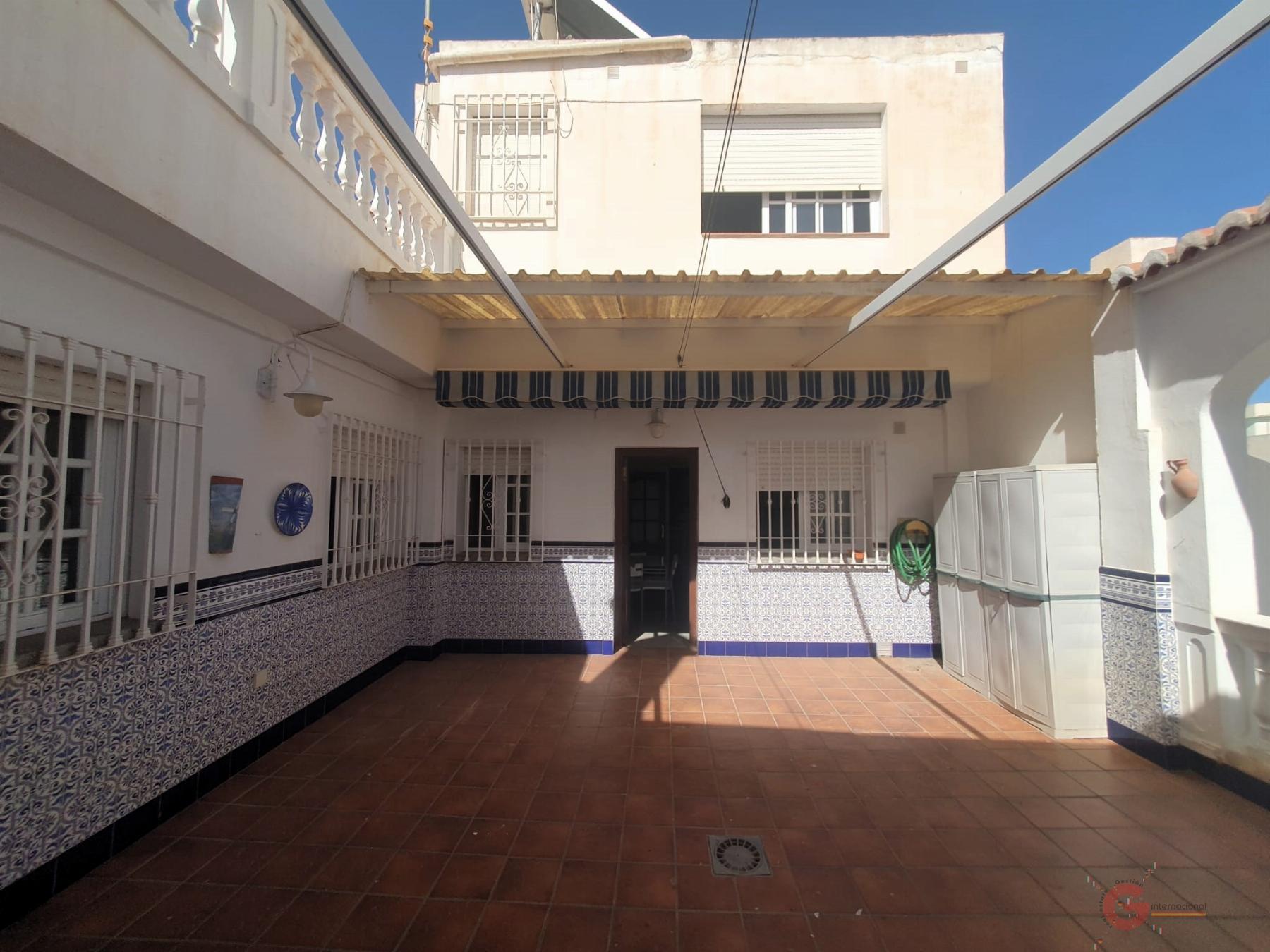 For sale of house in Motril