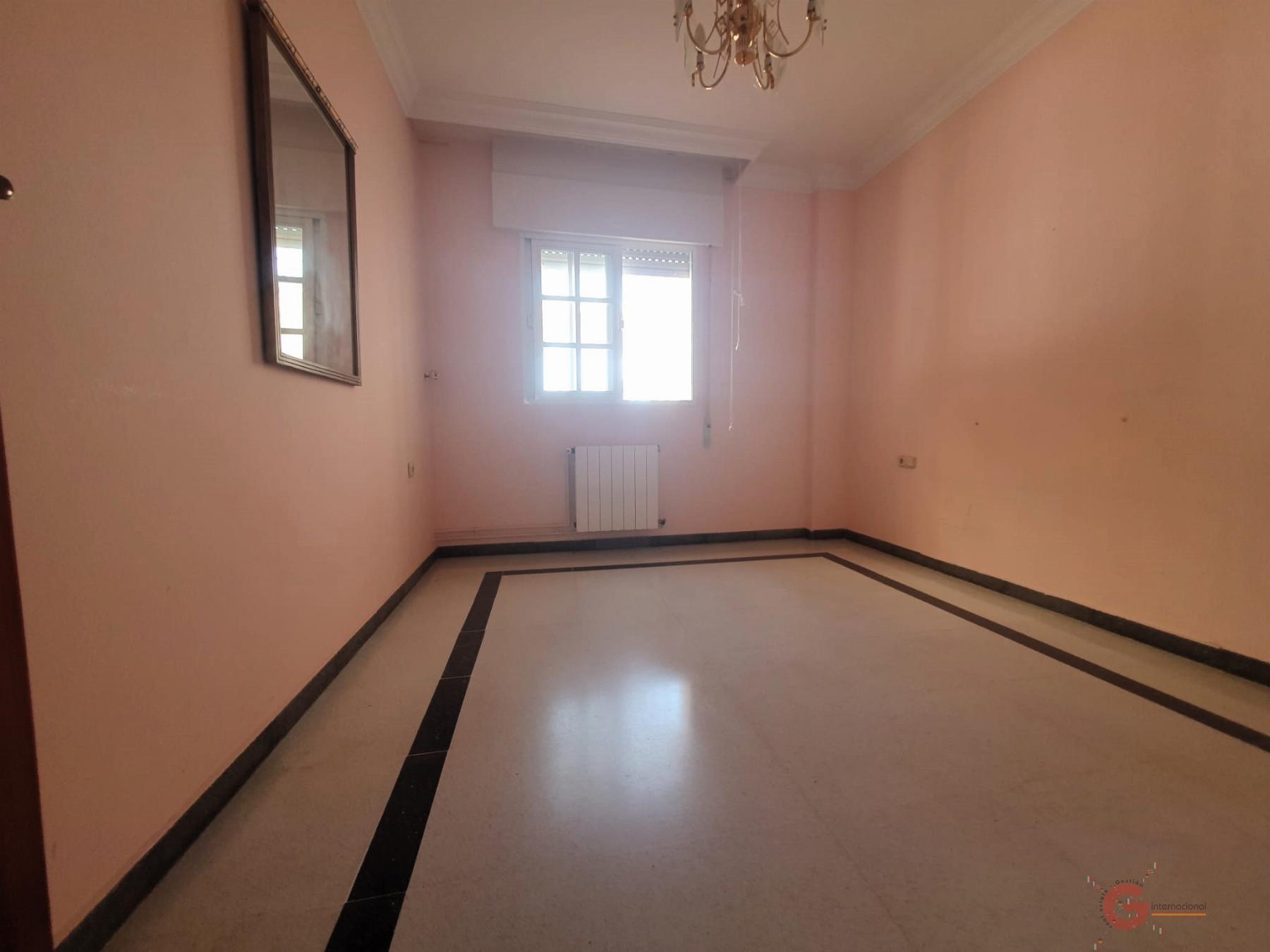 For sale of house in Motril
