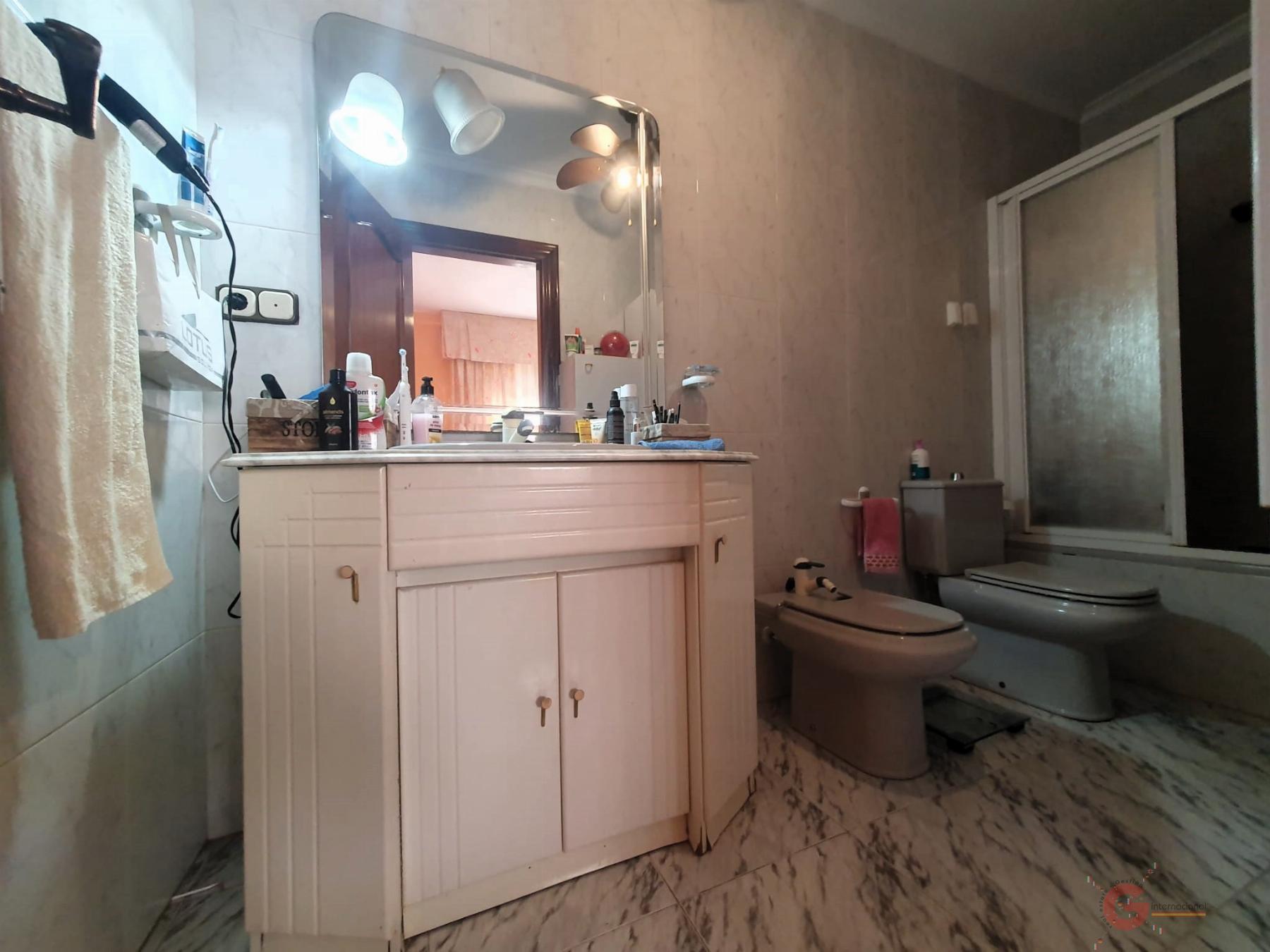 For sale of house in Motril