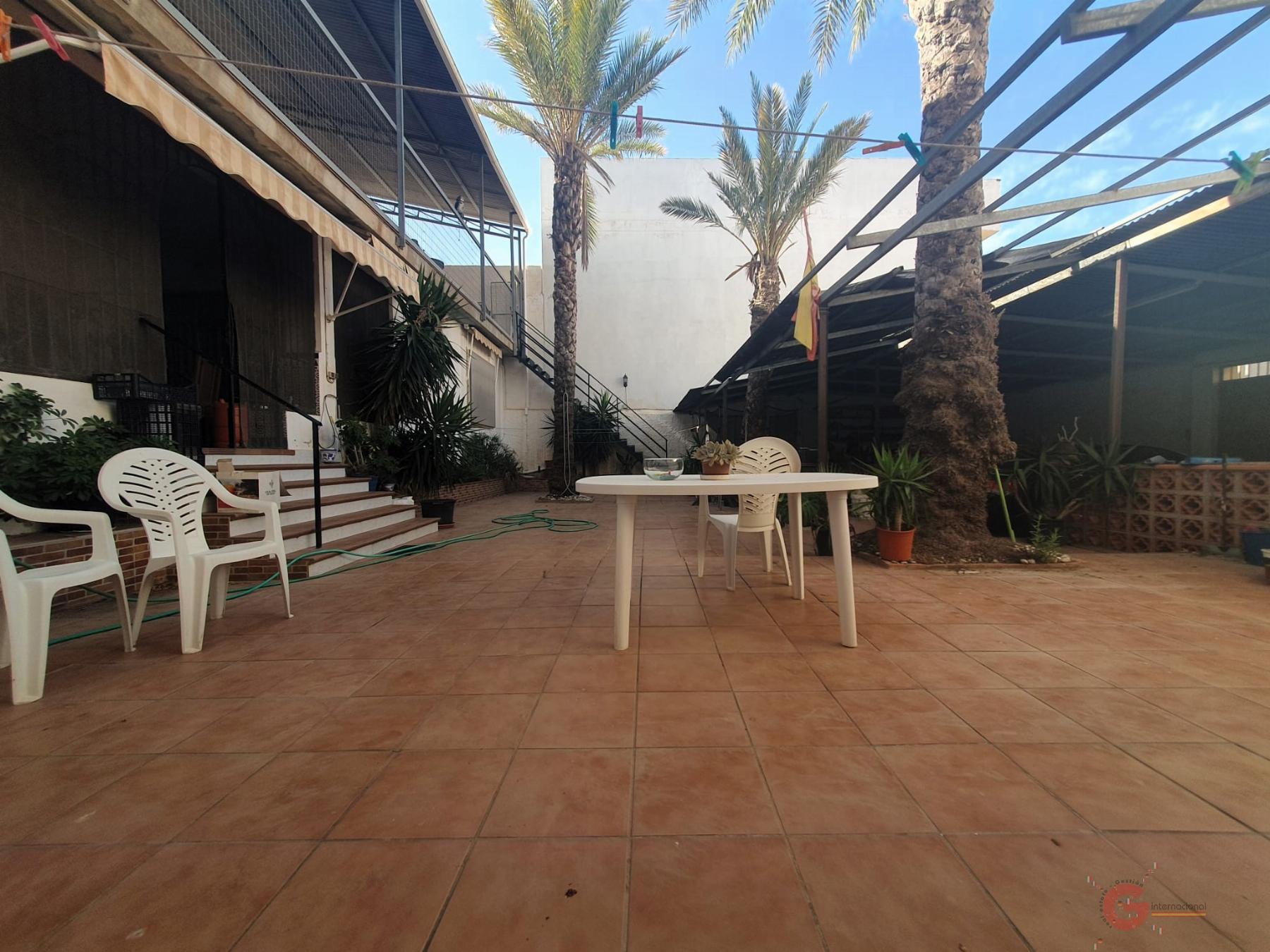 For sale of house in Motril