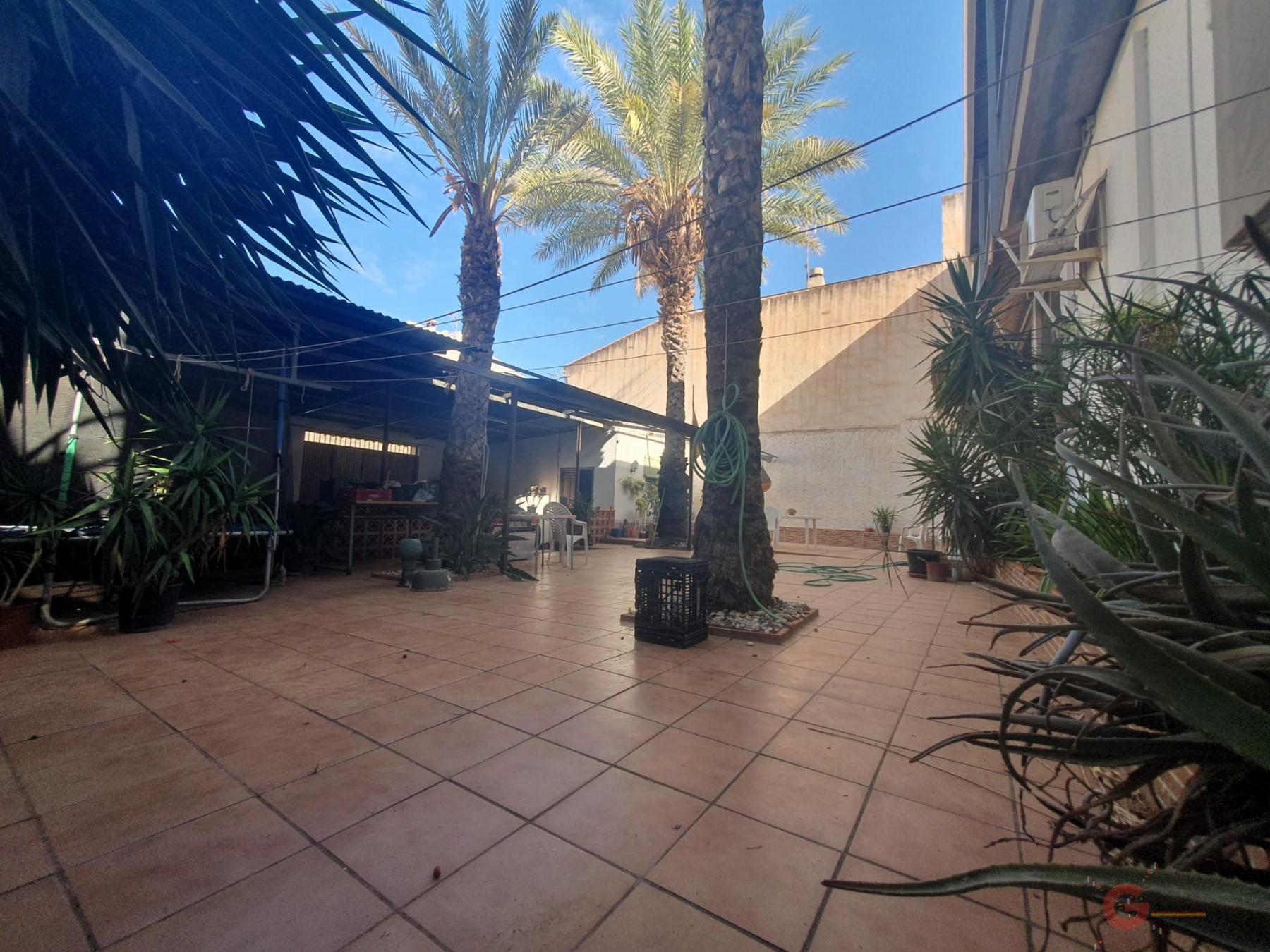 For sale of house in Motril