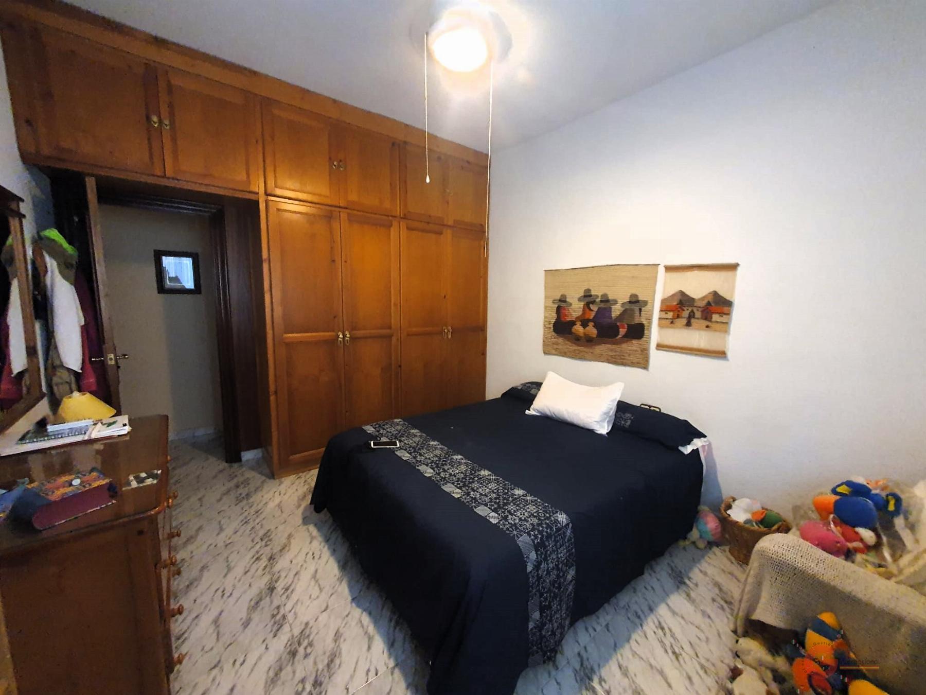 For sale of house in Motril