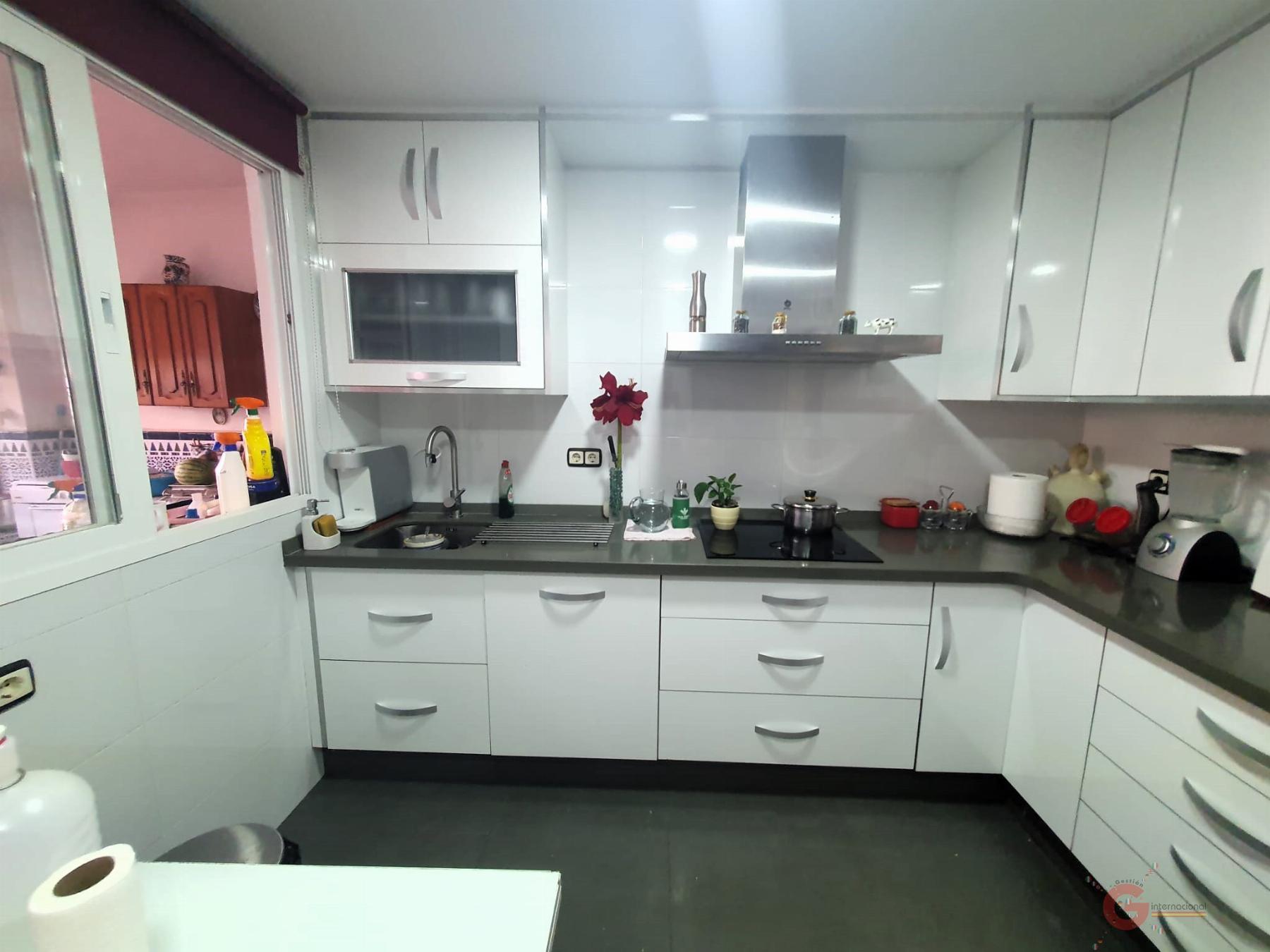 For sale of house in Motril