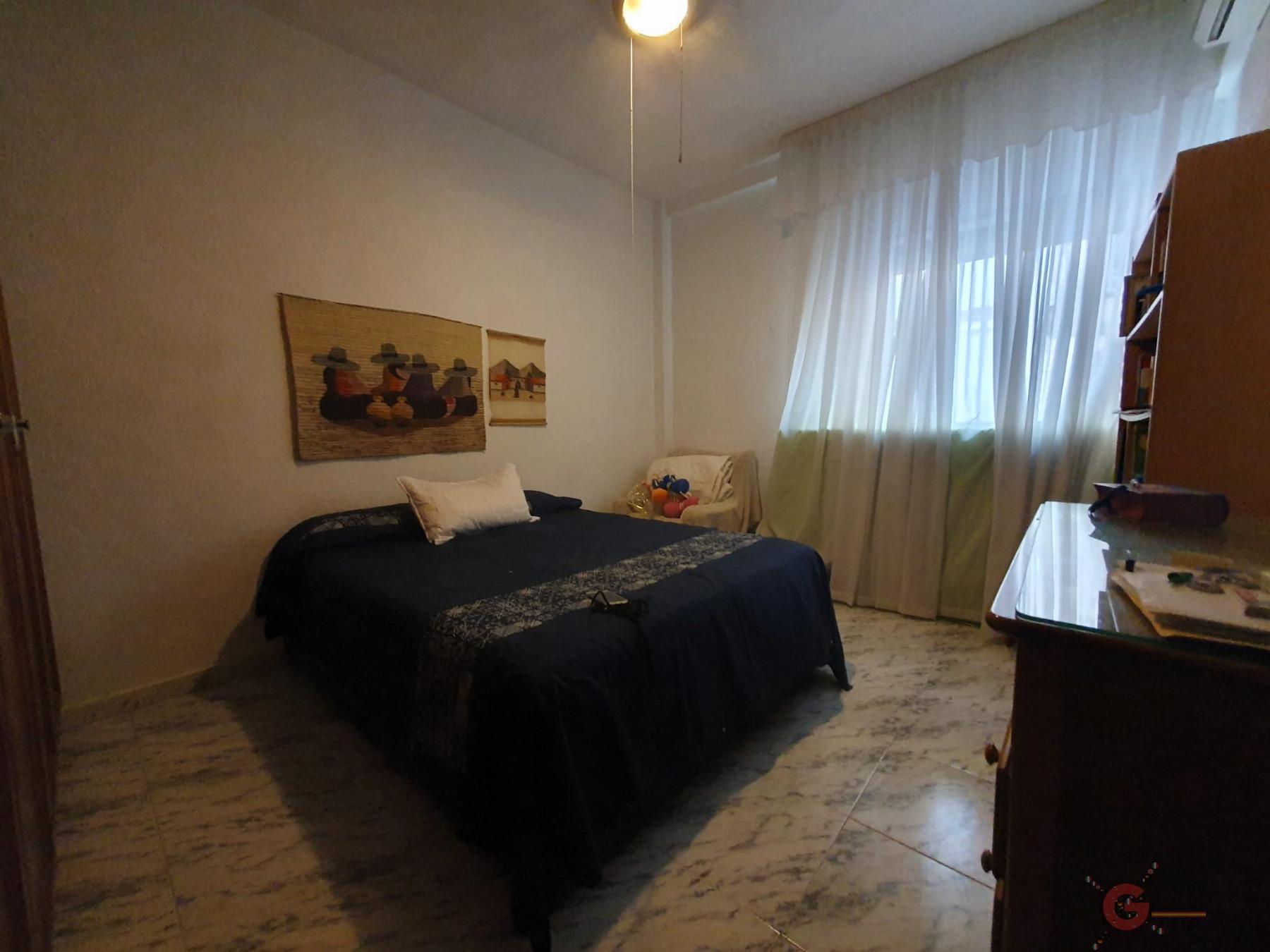 For sale of house in Motril