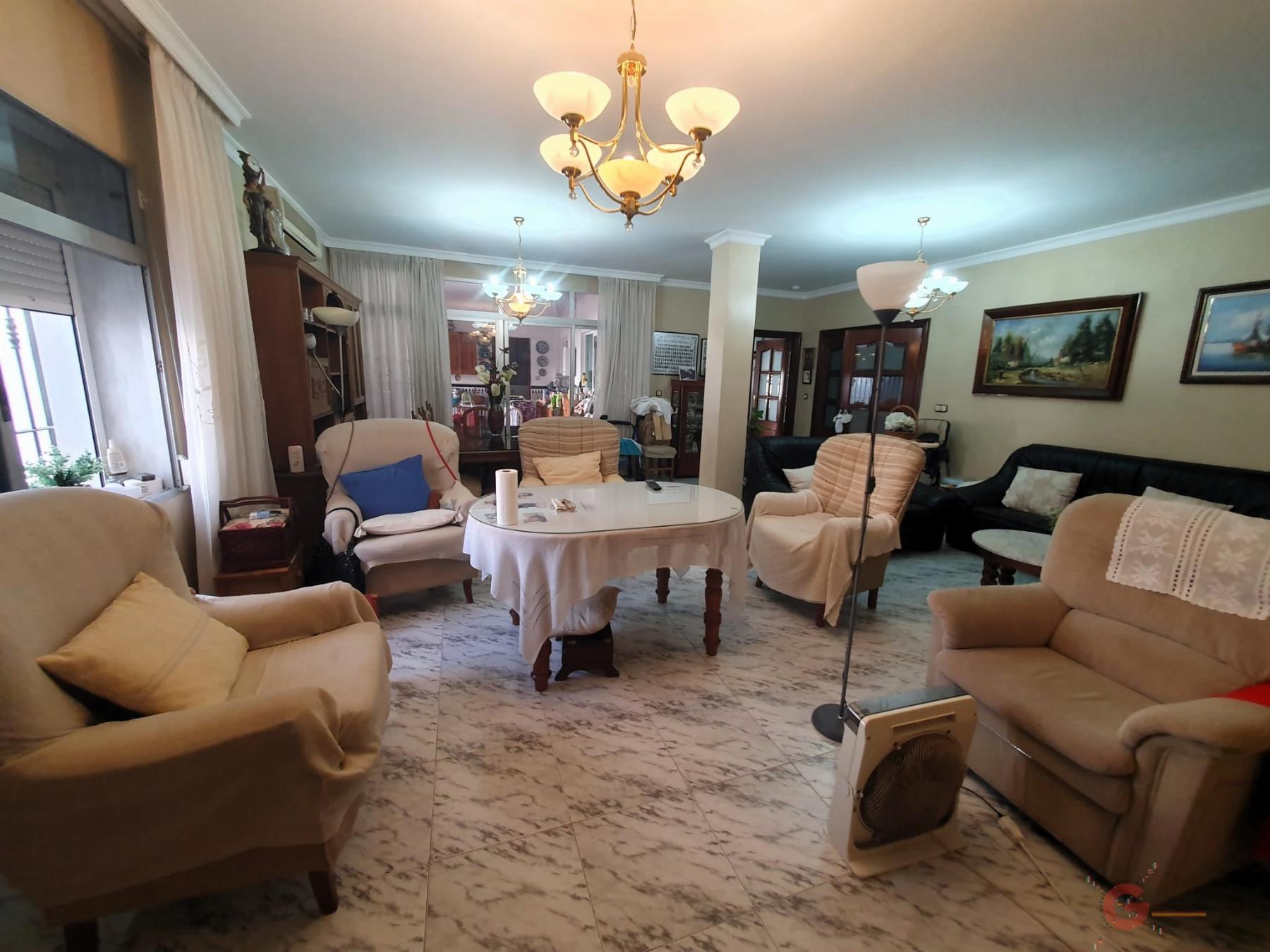 For sale of house in Motril