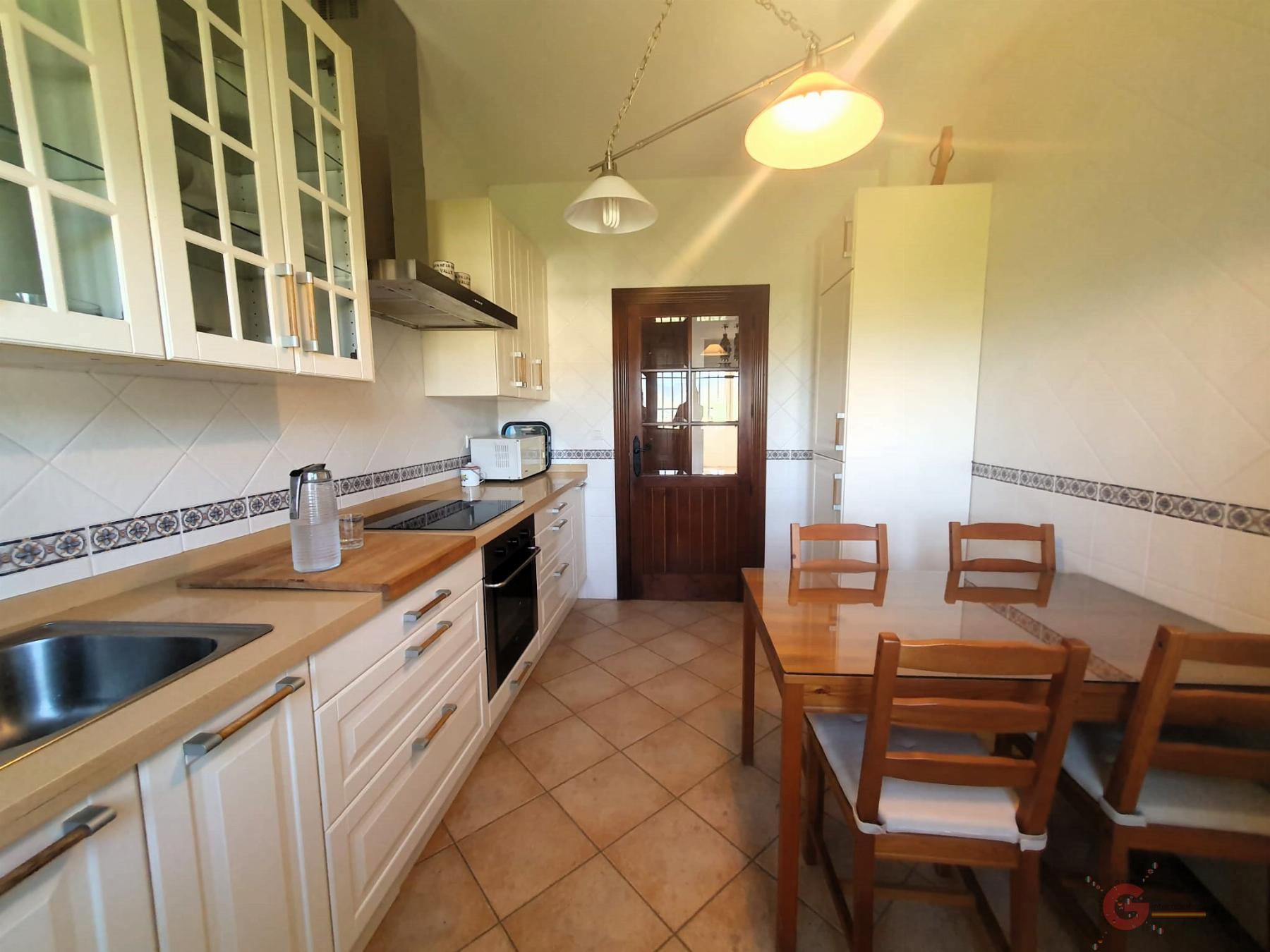For sale of rural property in Lecrín