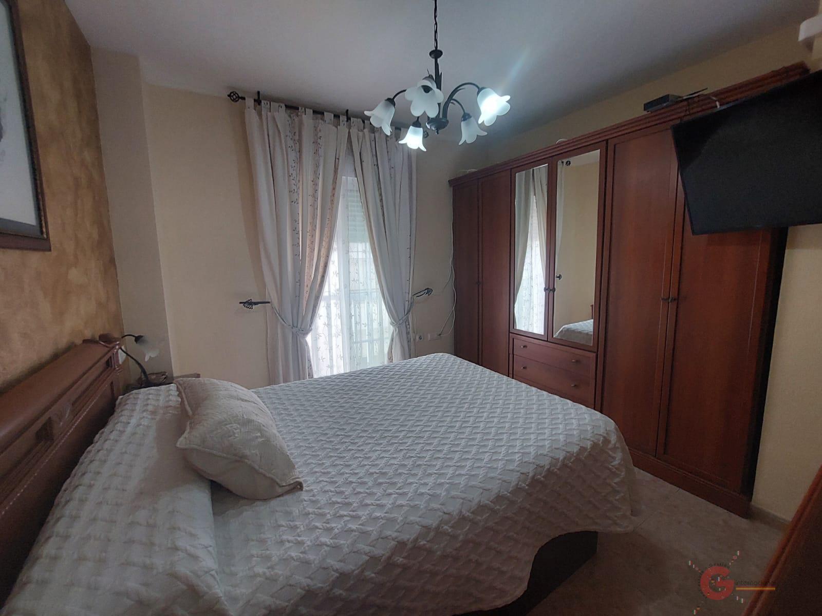 For sale of flat in Salobreña