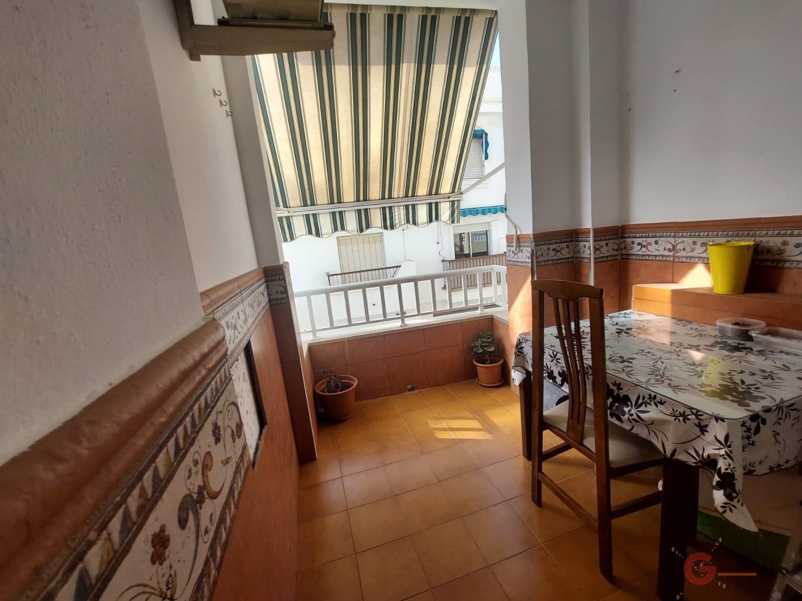 For sale of flat in Salobreña