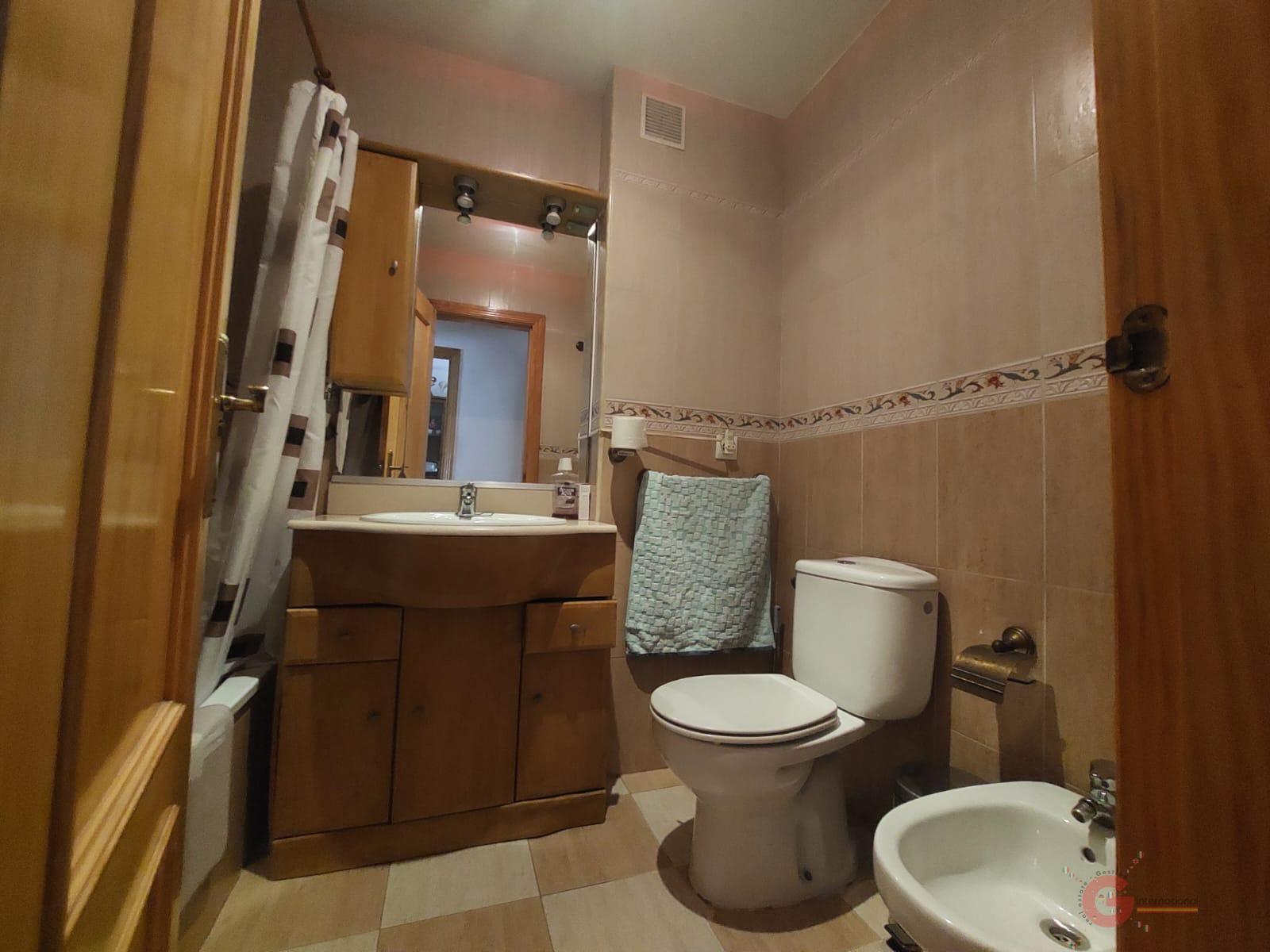 For sale of flat in Salobreña