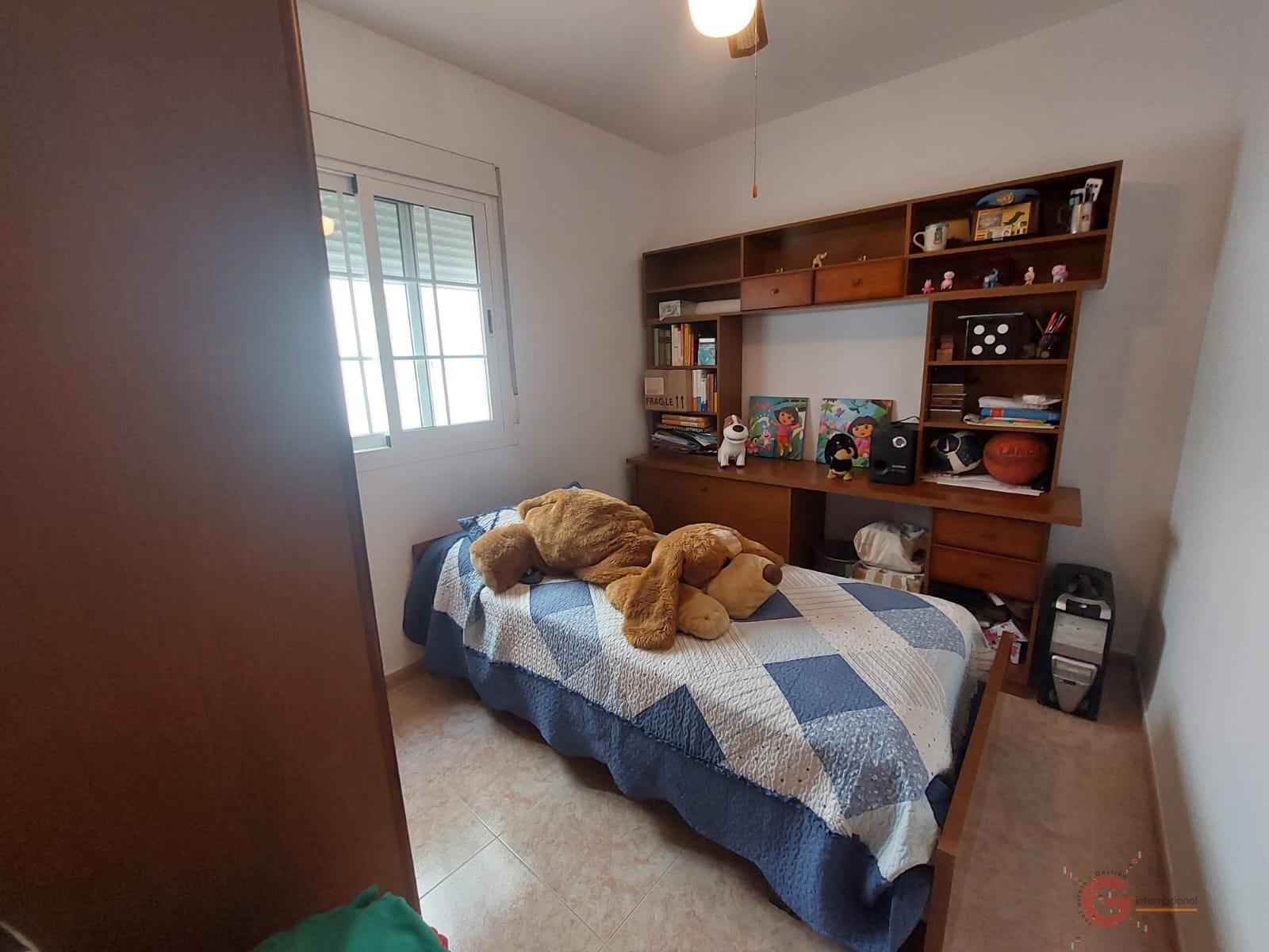 For sale of flat in Salobreña